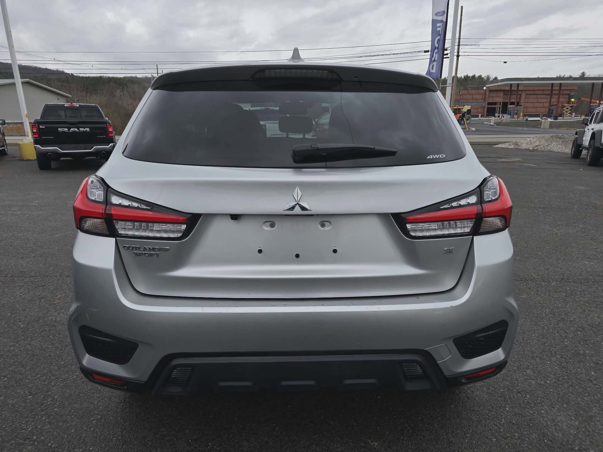 2025 Mitsubishi Outlander Sport SE