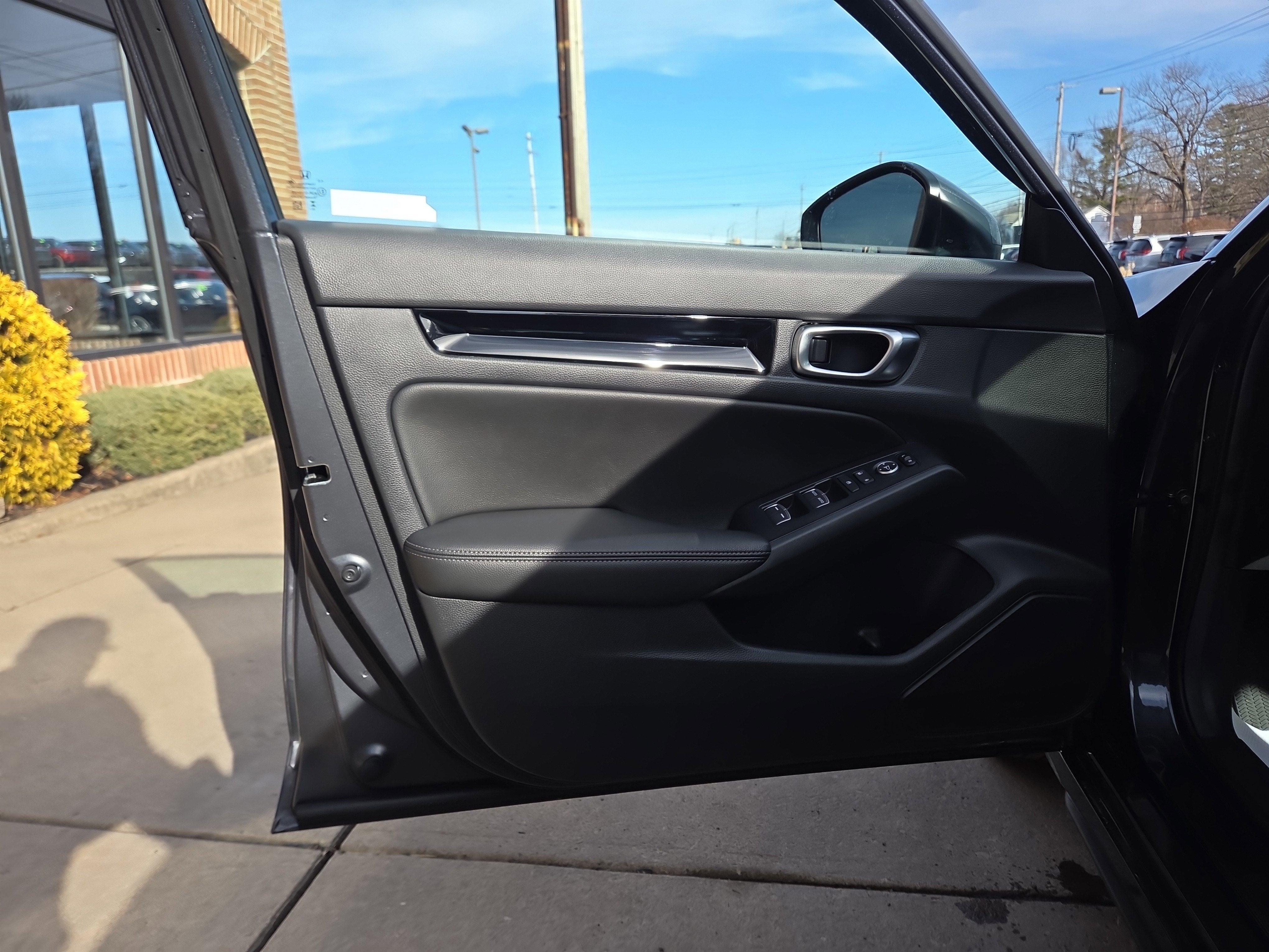 2024 Honda Civic Hatchback EX-L