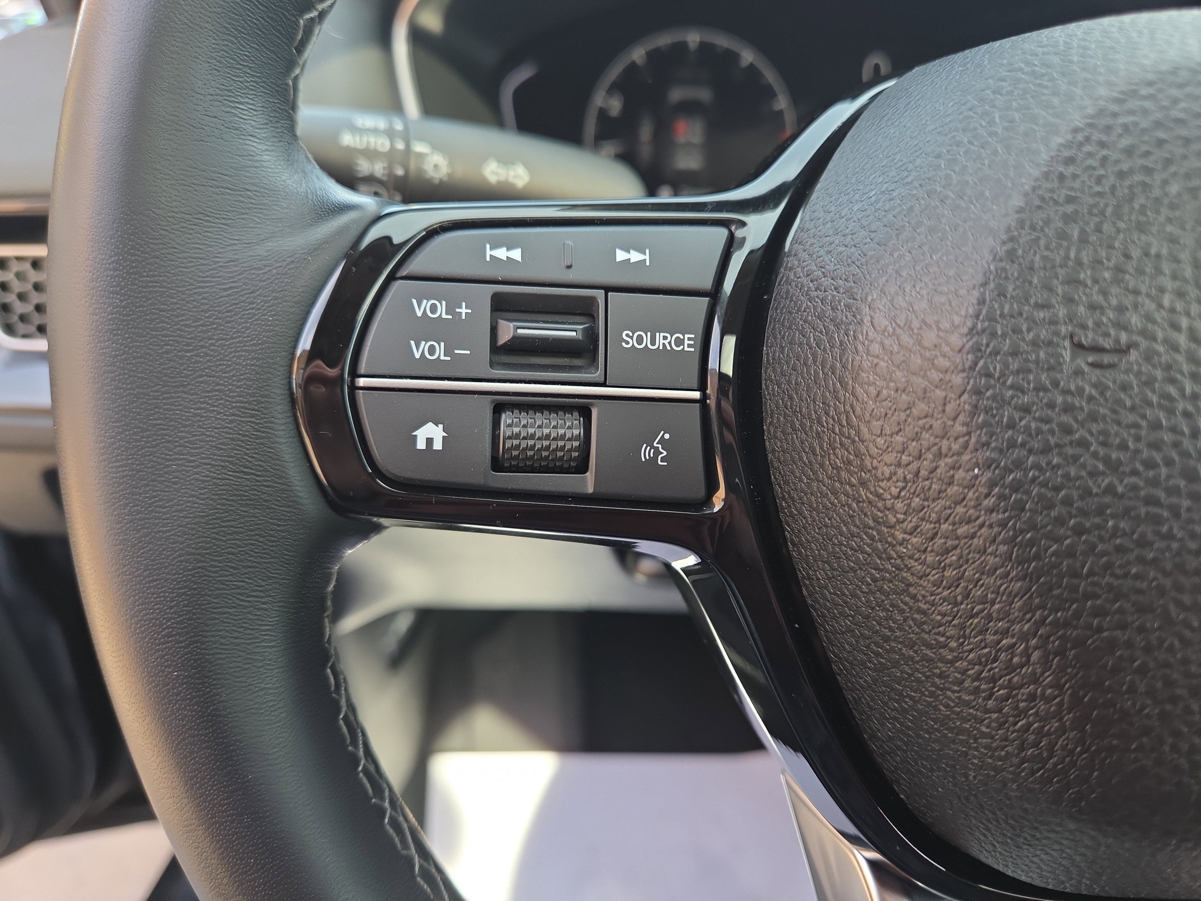 2024 Honda Civic Hatchback EX-L