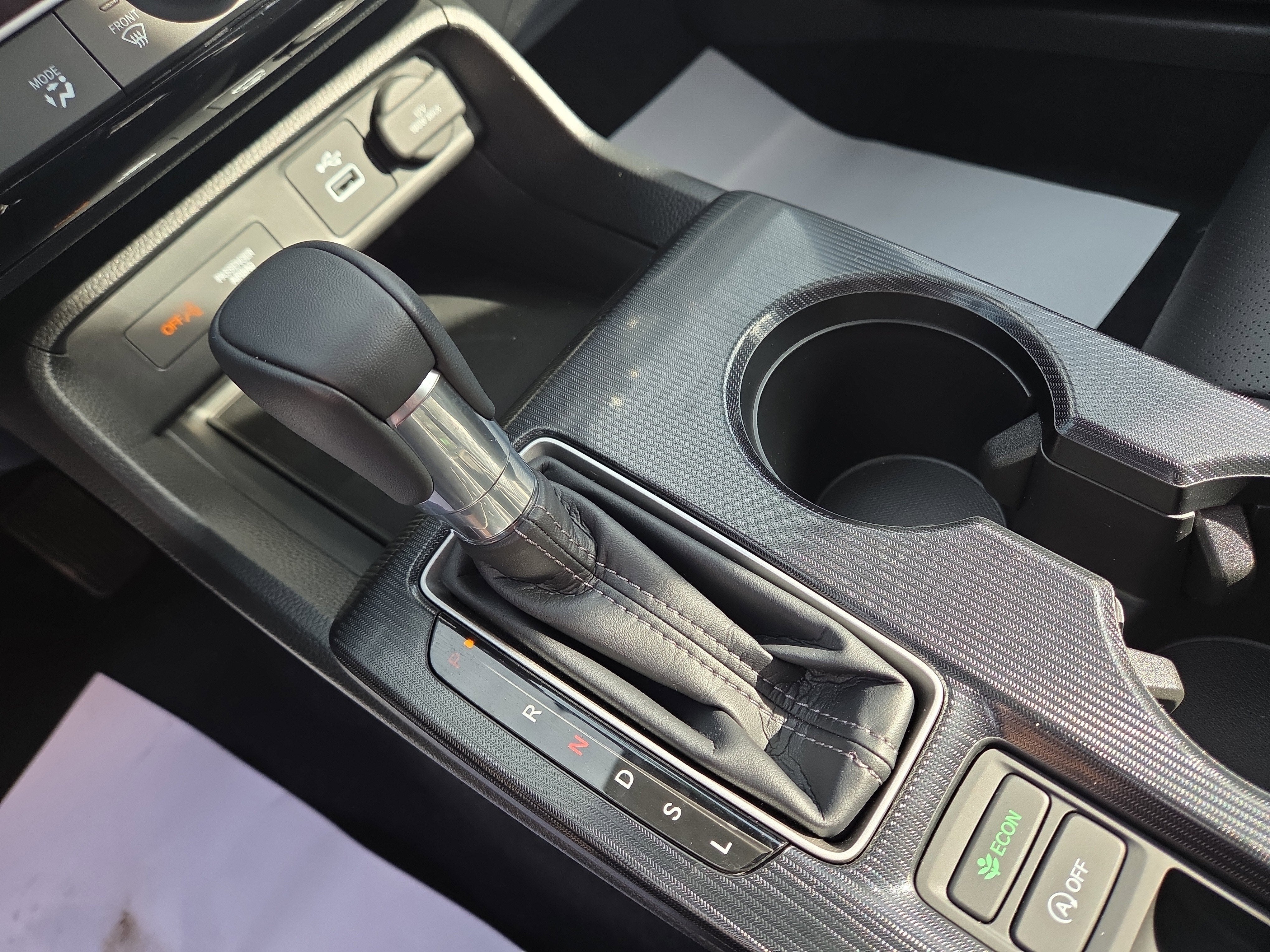 2024 Honda Civic Hatchback EX-L