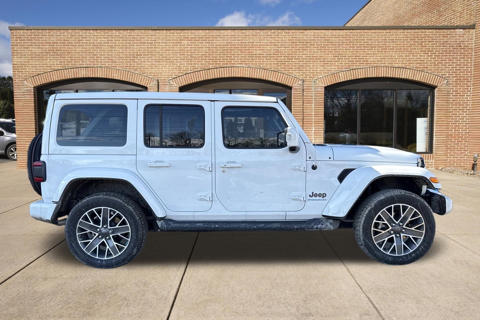2023 Jeep Wrangler 4xe Sahara High Altitude