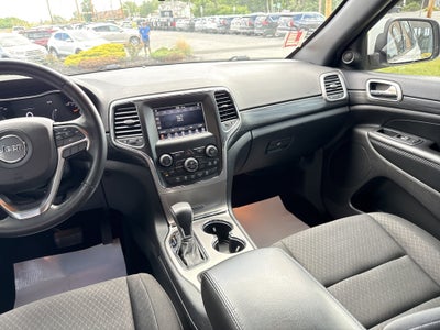 2019 Jeep Grand Cherokee Laredo E