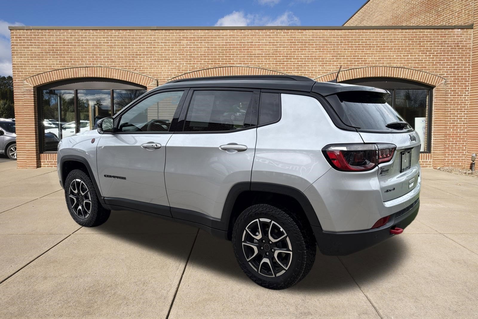 2025 Jeep Compass Trailhawk