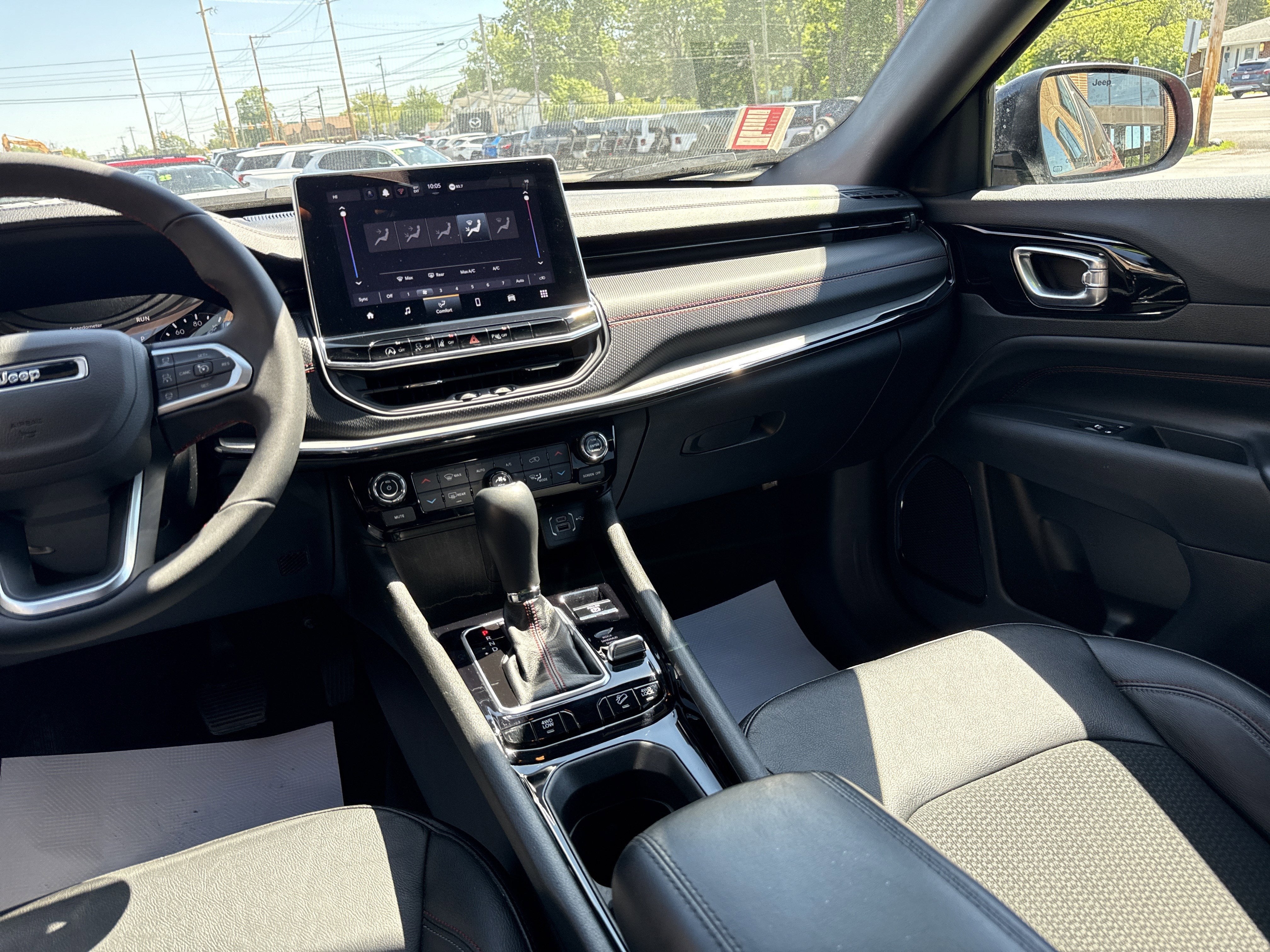 2025 Jeep Compass Trailhawk