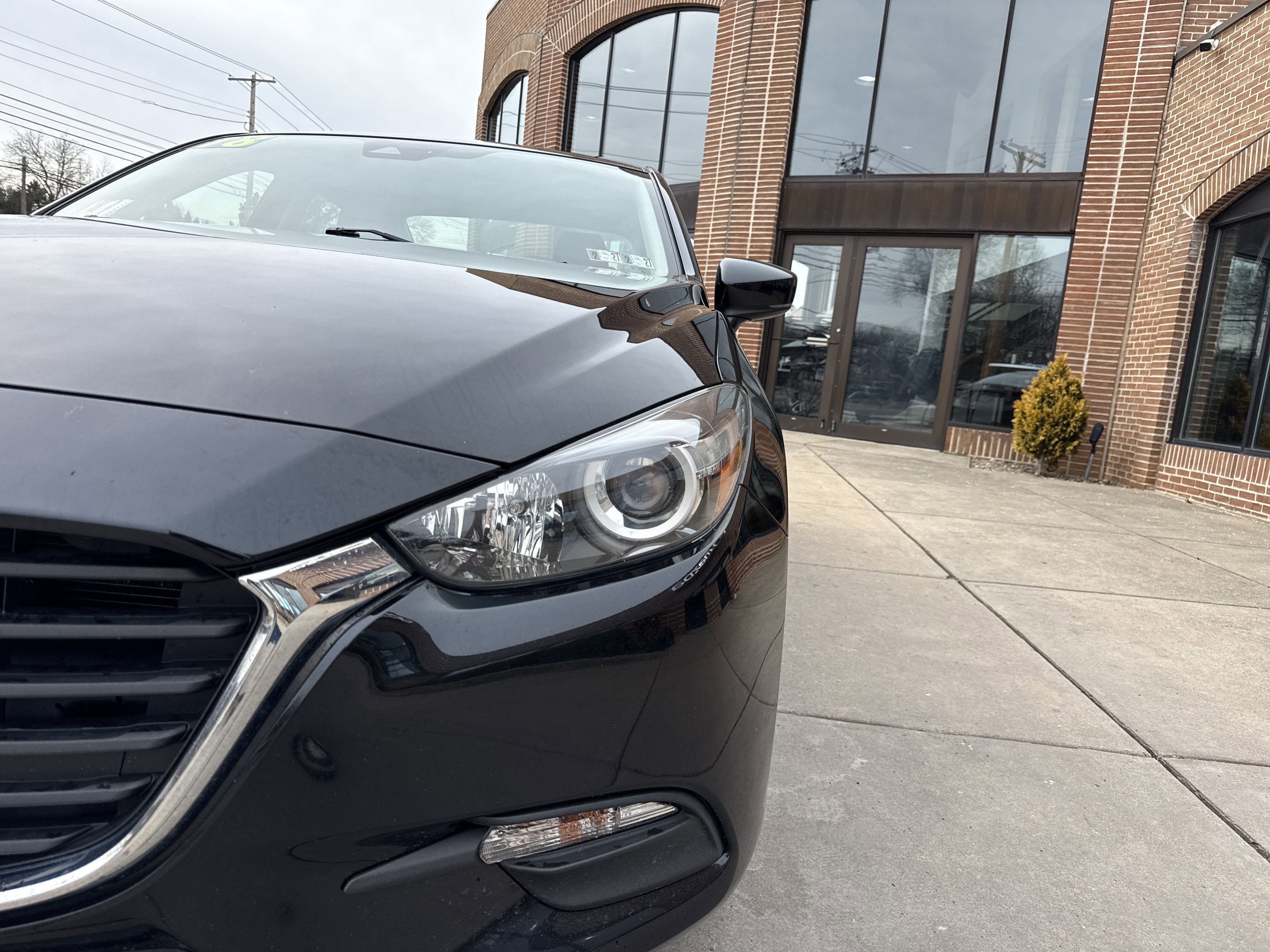 2018 Mazda Mazda3 4-Door Sport