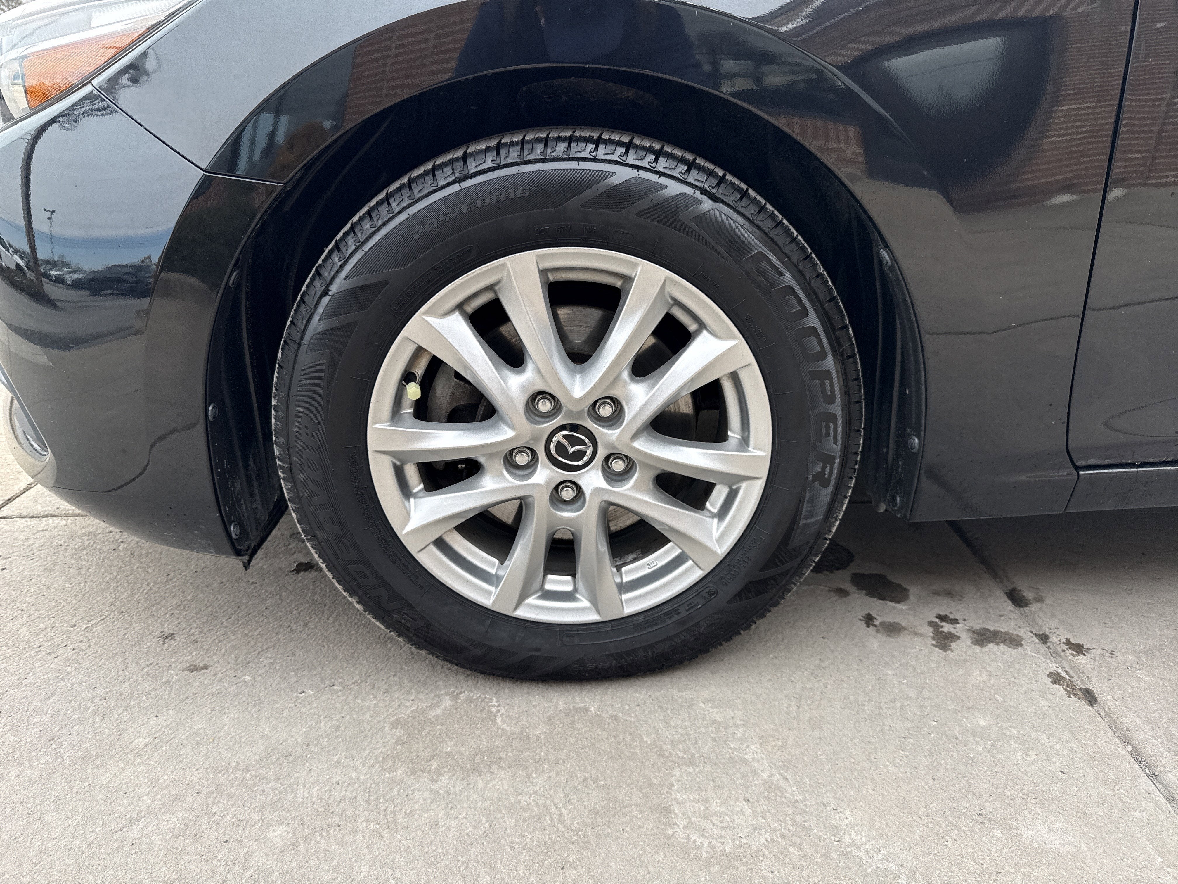 2018 Mazda Mazda3 4-Door Sport