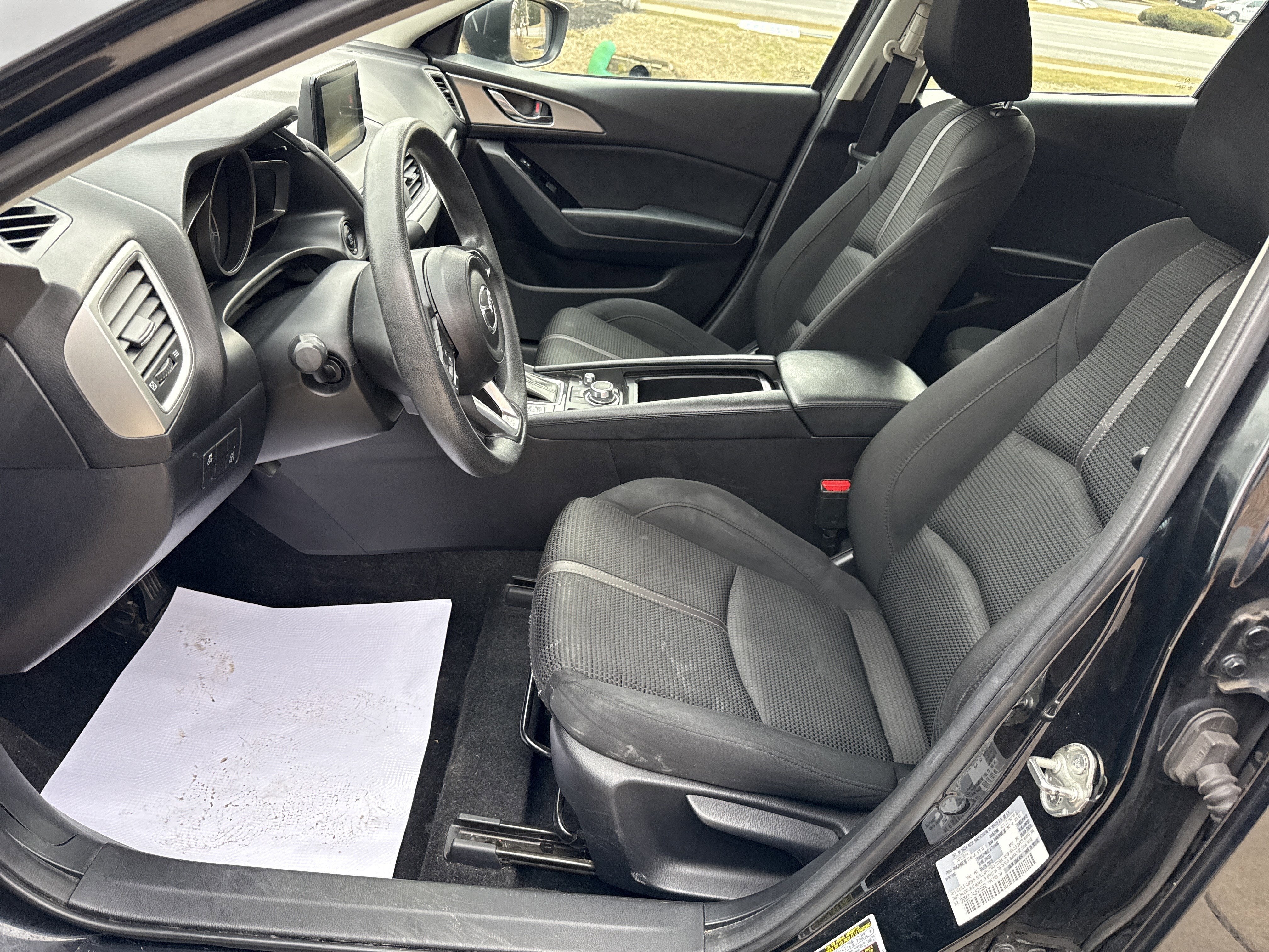 2018 Mazda Mazda3 4-Door Sport