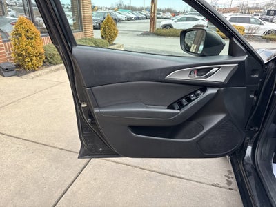 2018 Mazda Mazda3 4-Door Sport