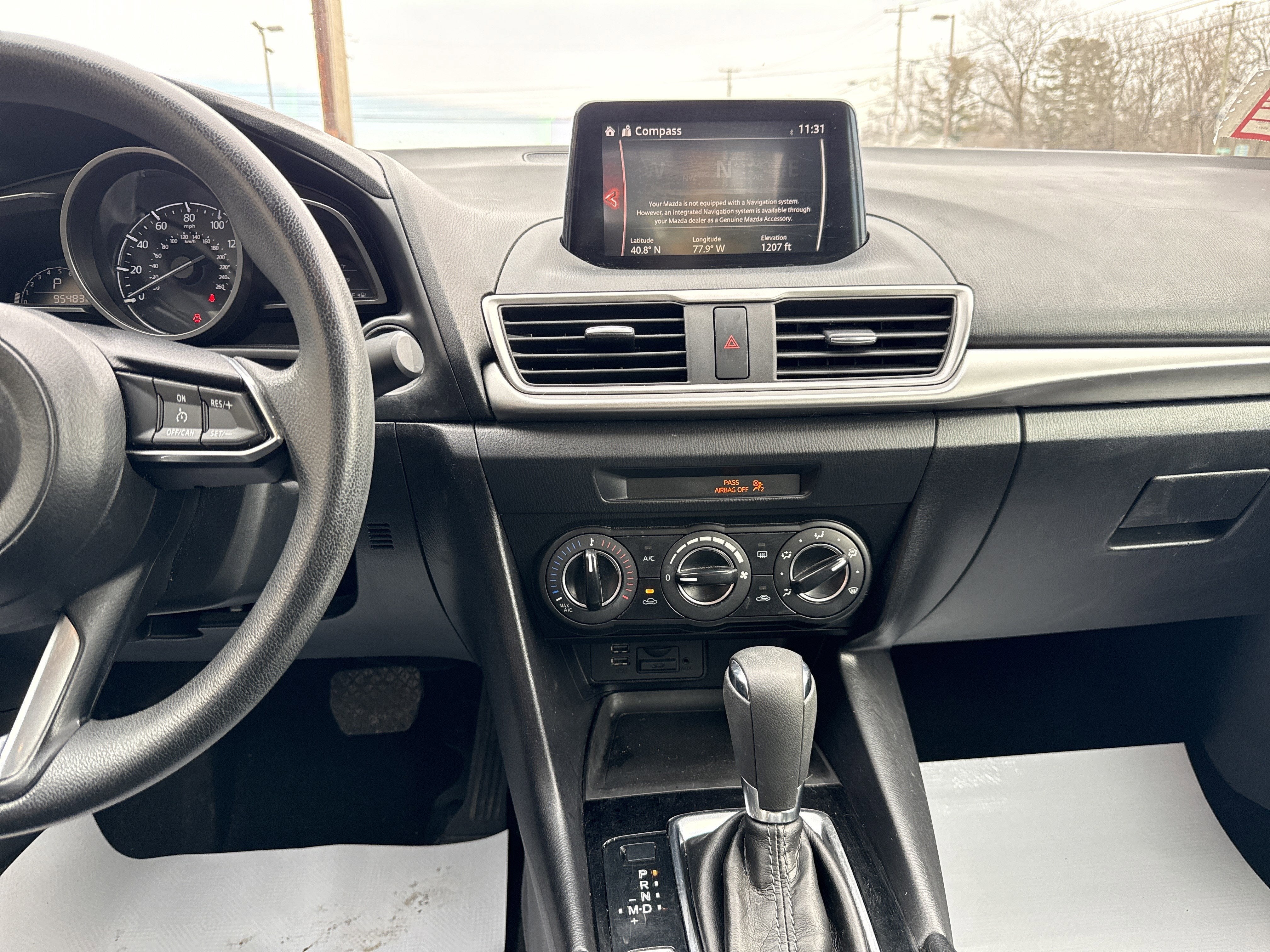 2018 Mazda Mazda3 4-Door Sport