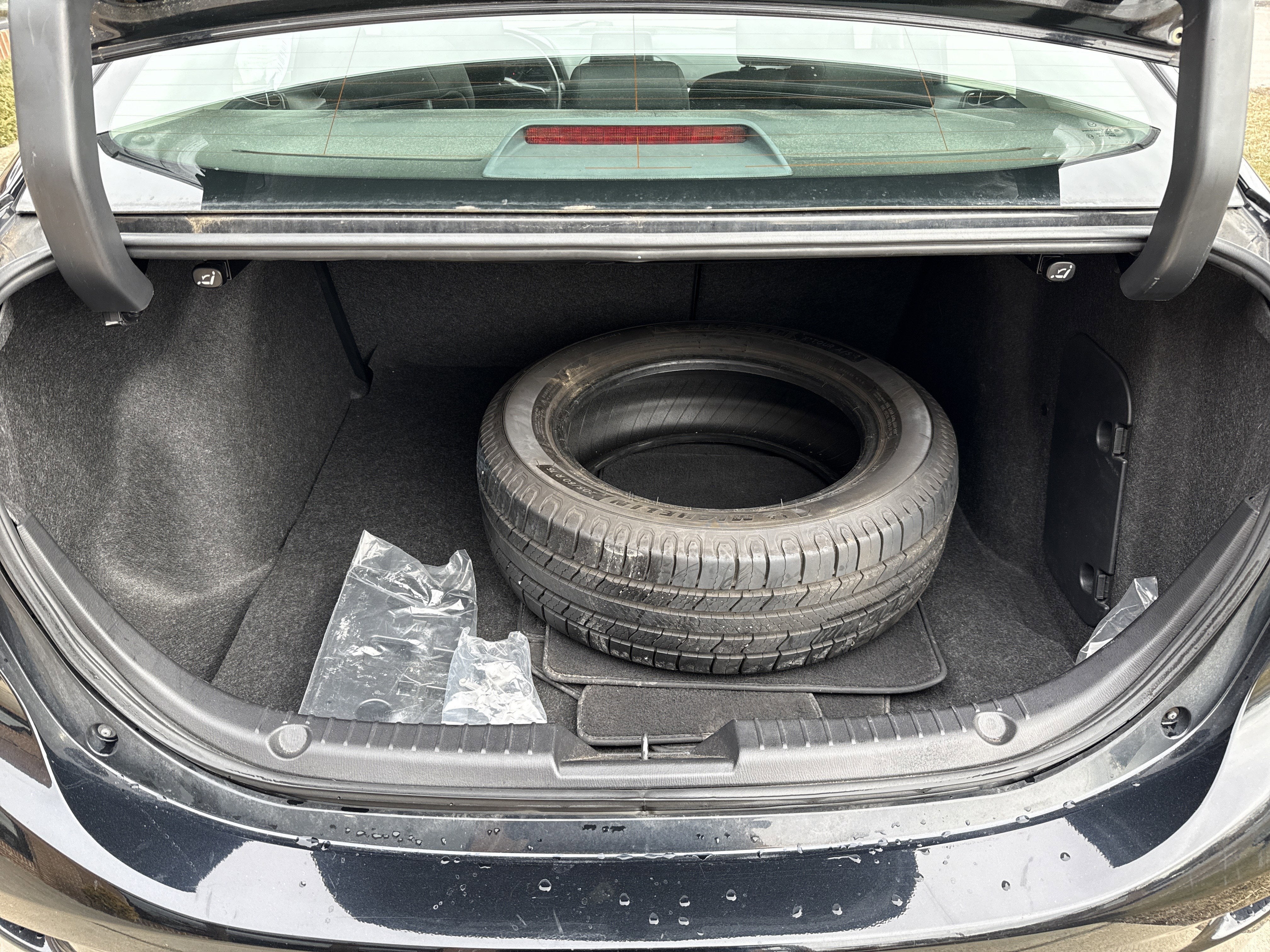 2018 Mazda Mazda3 4-Door Sport