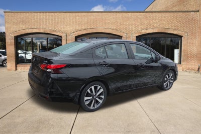 2021 Nissan Versa SR