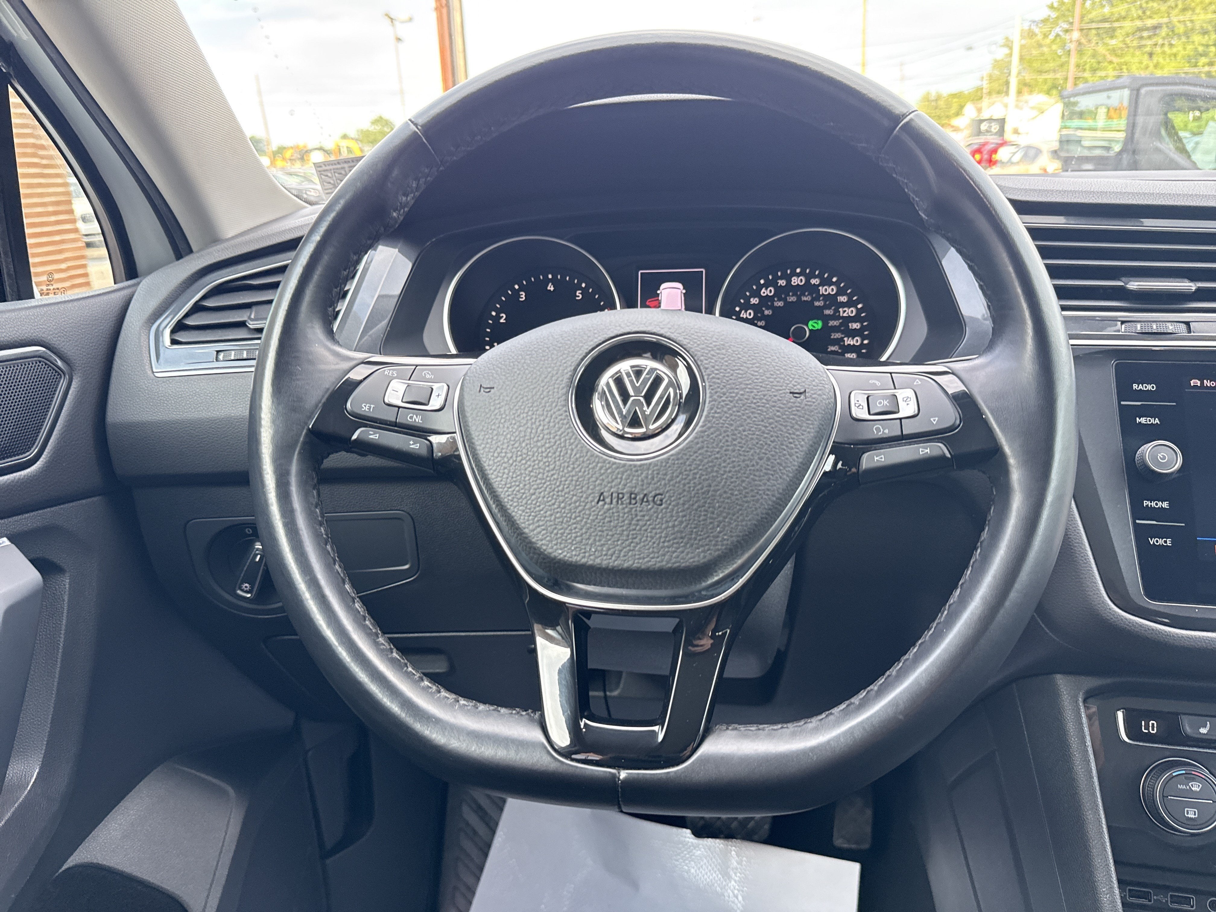 2018 Volkswagen Tiguan SE