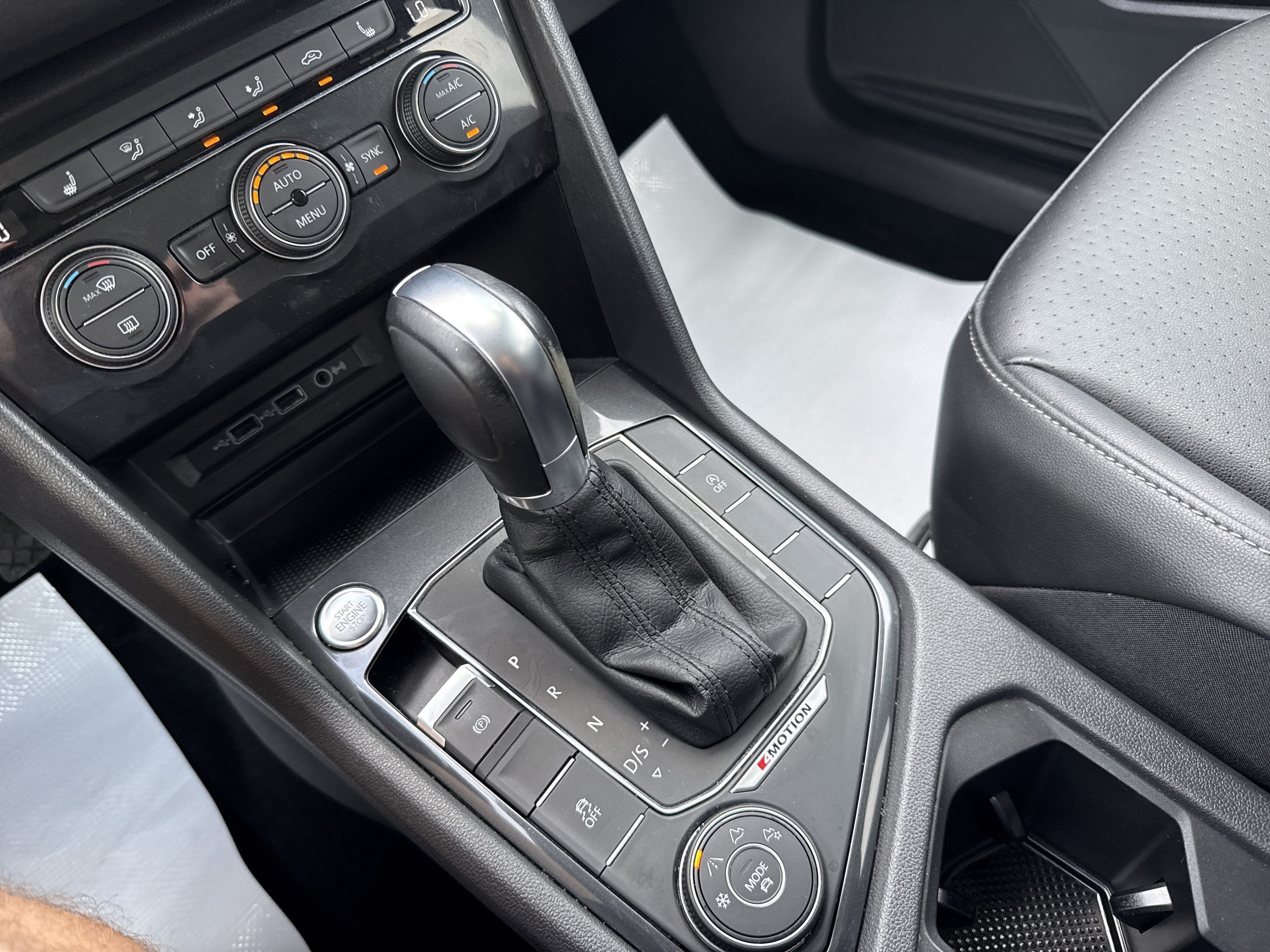 2018 Volkswagen Tiguan SE