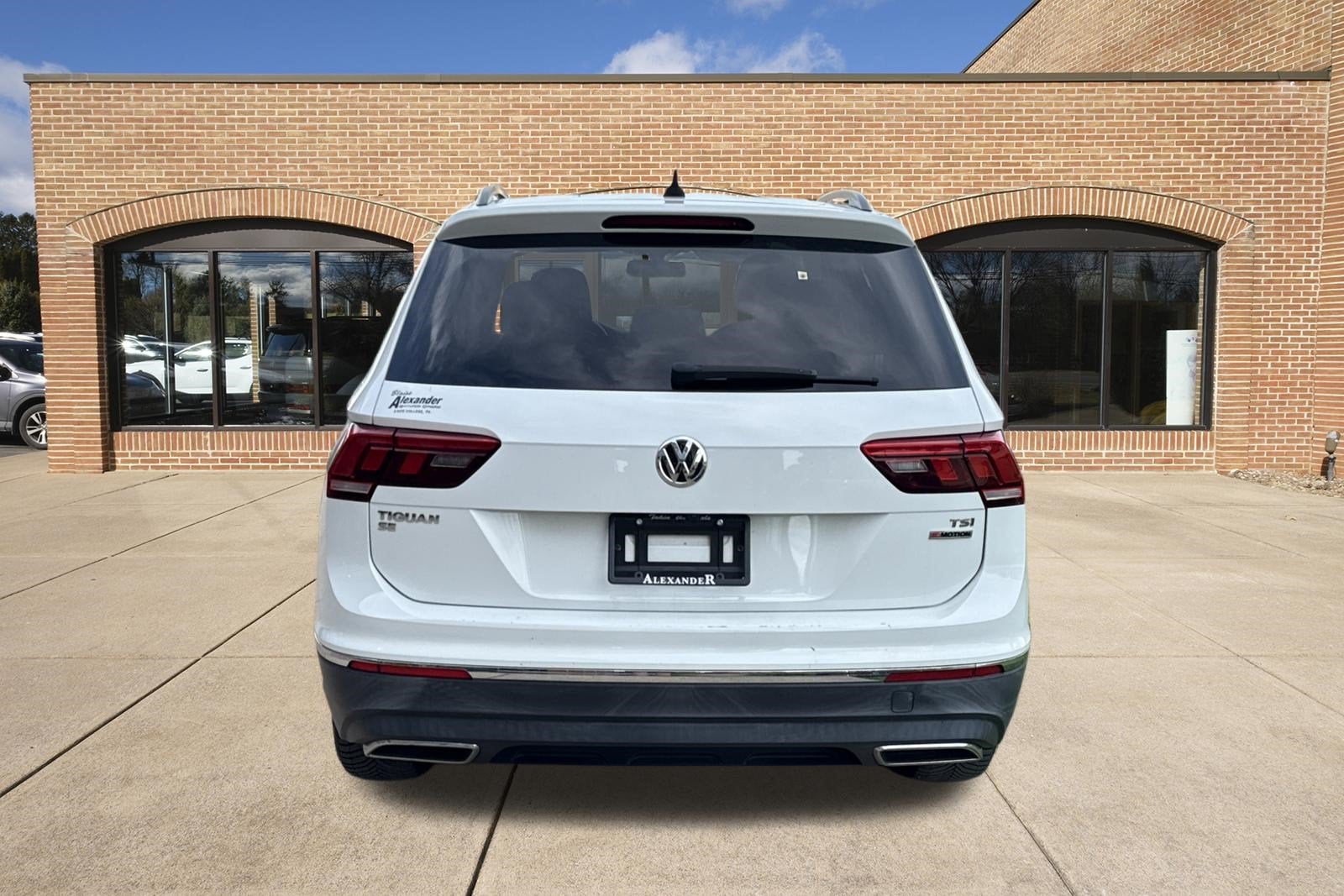 2018 Volkswagen Tiguan SE