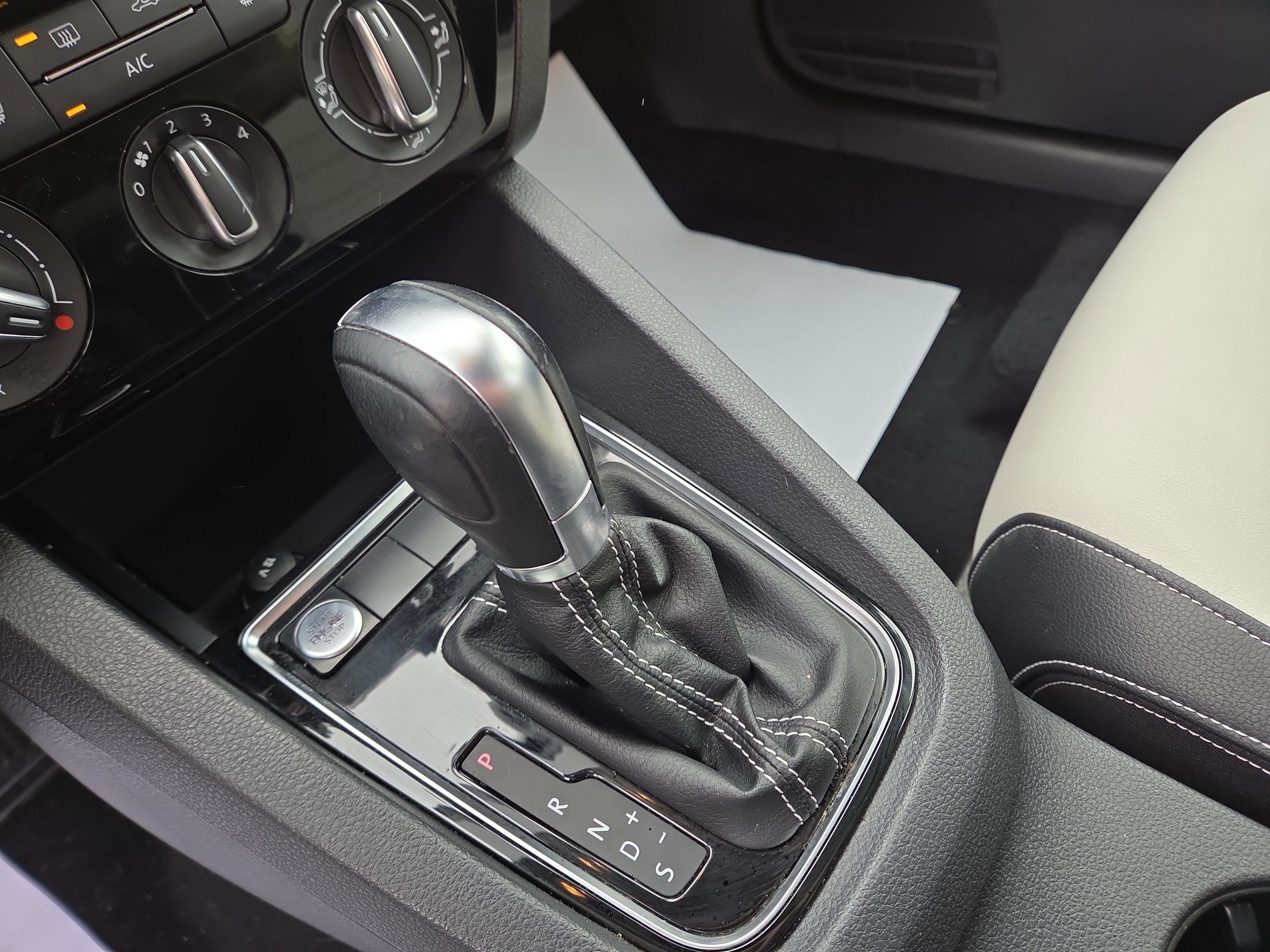 2015 Volkswagen Jetta 1.8T Sport