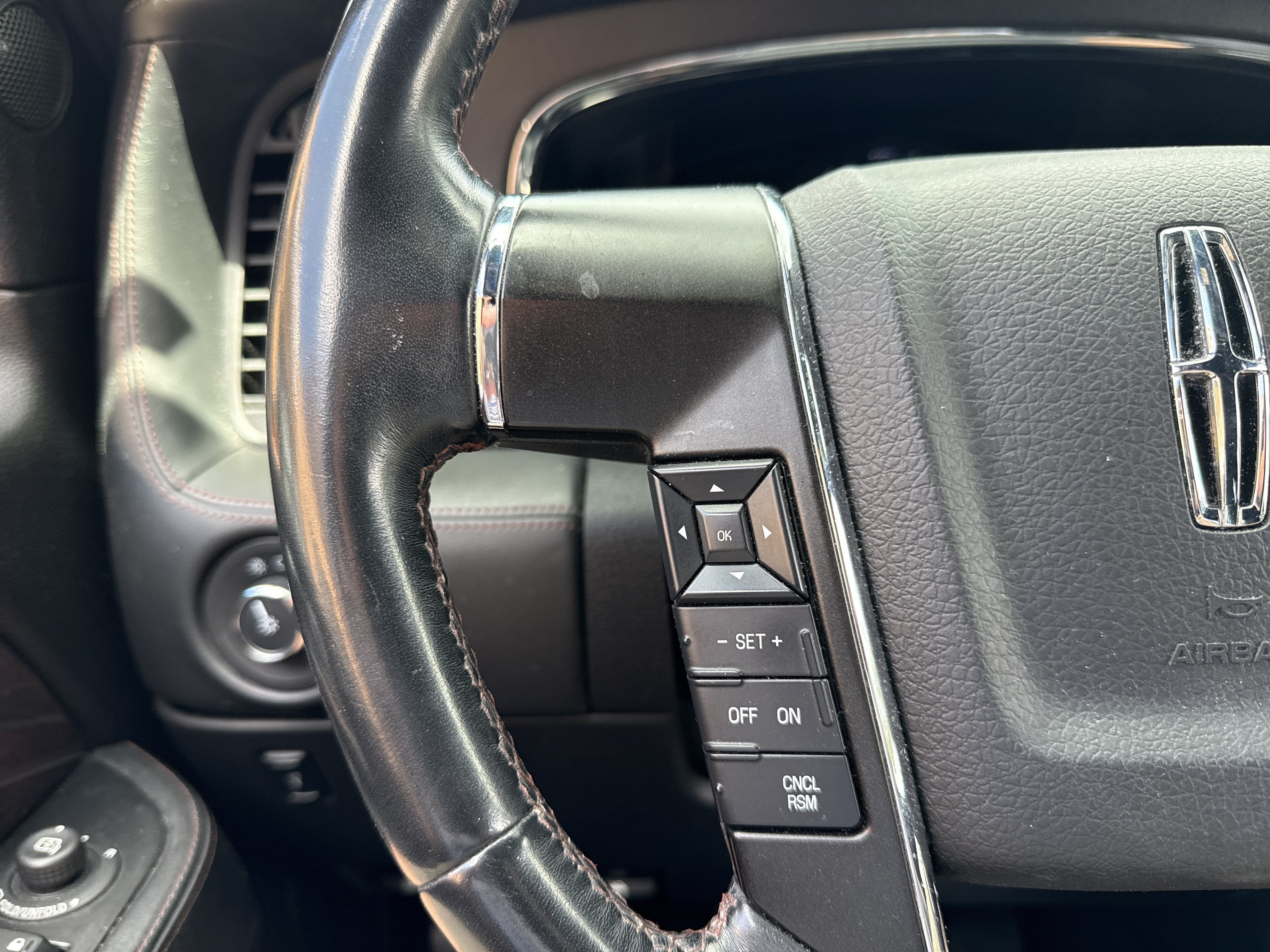 2017 Lincoln Navigator L Reserve