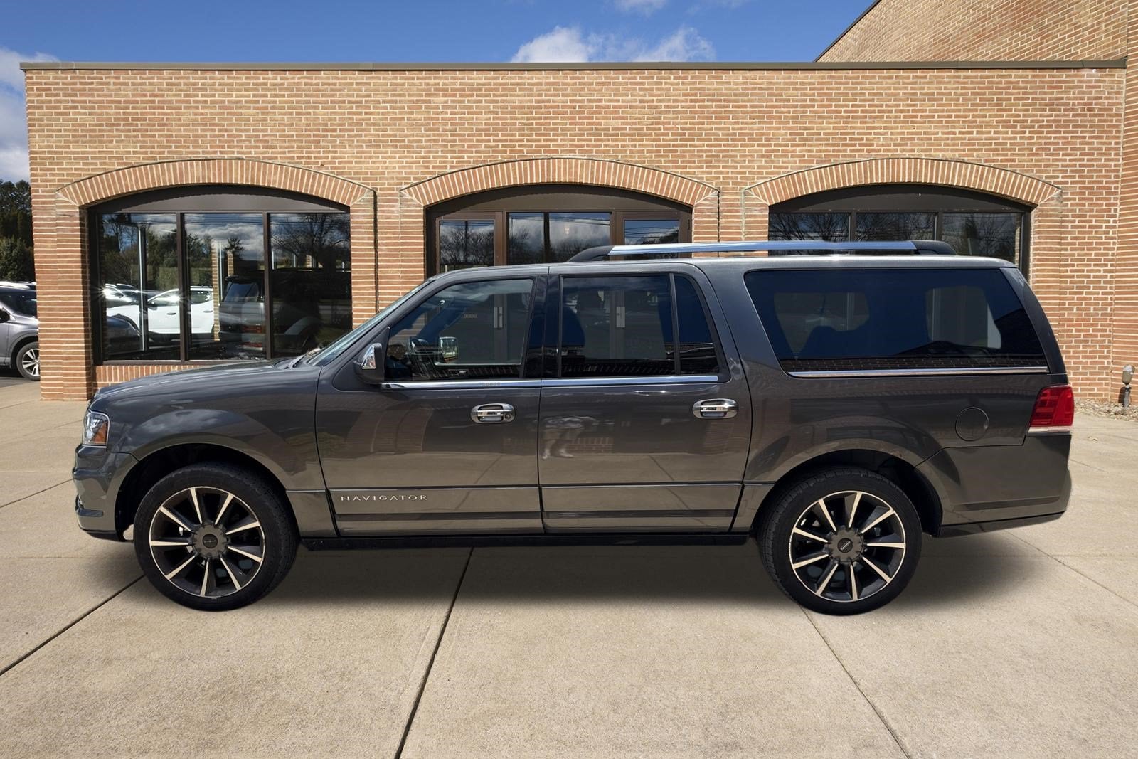 2017 Lincoln Navigator L Reserve