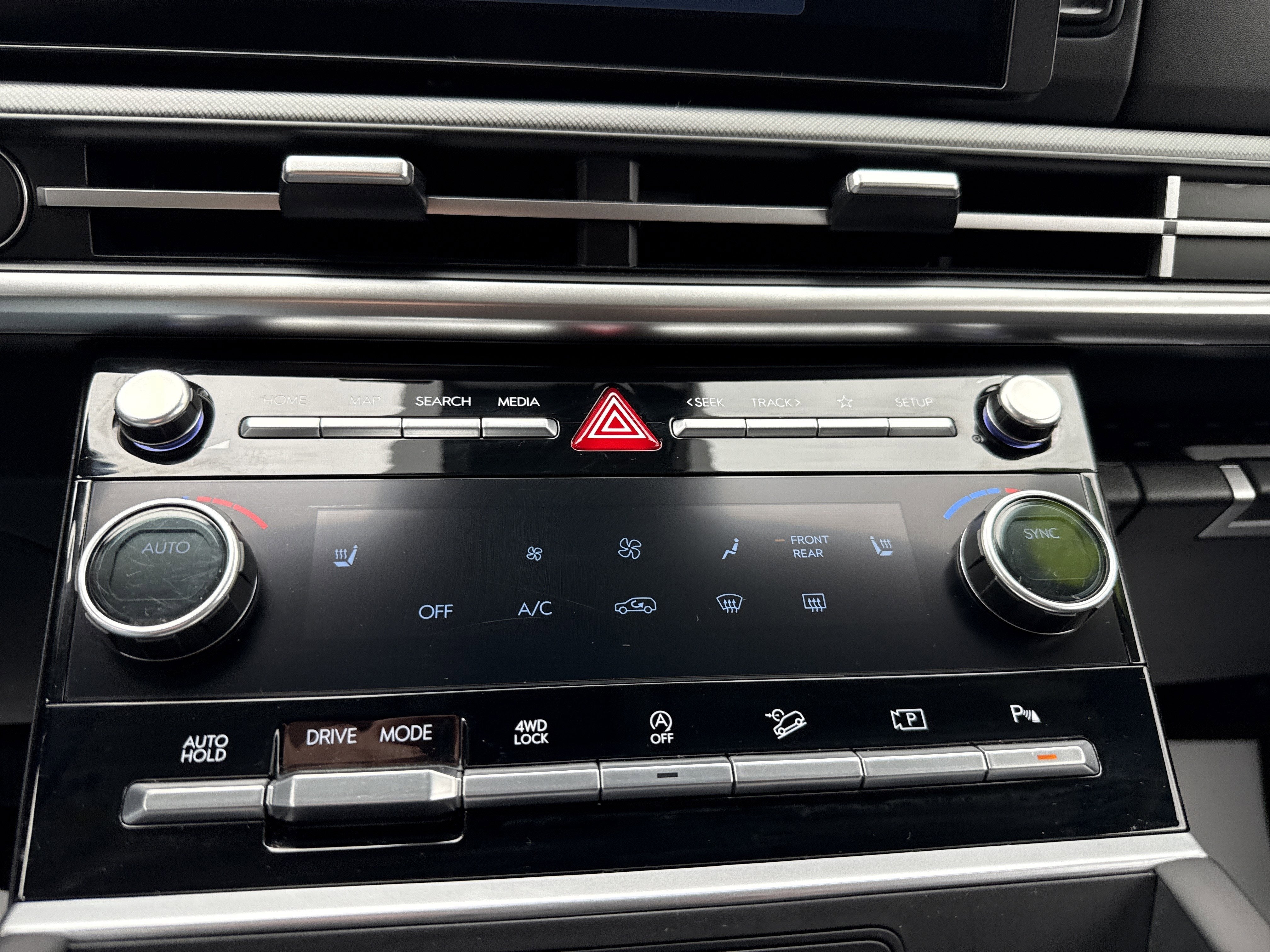 2025 Hyundai Santa Fe SEL