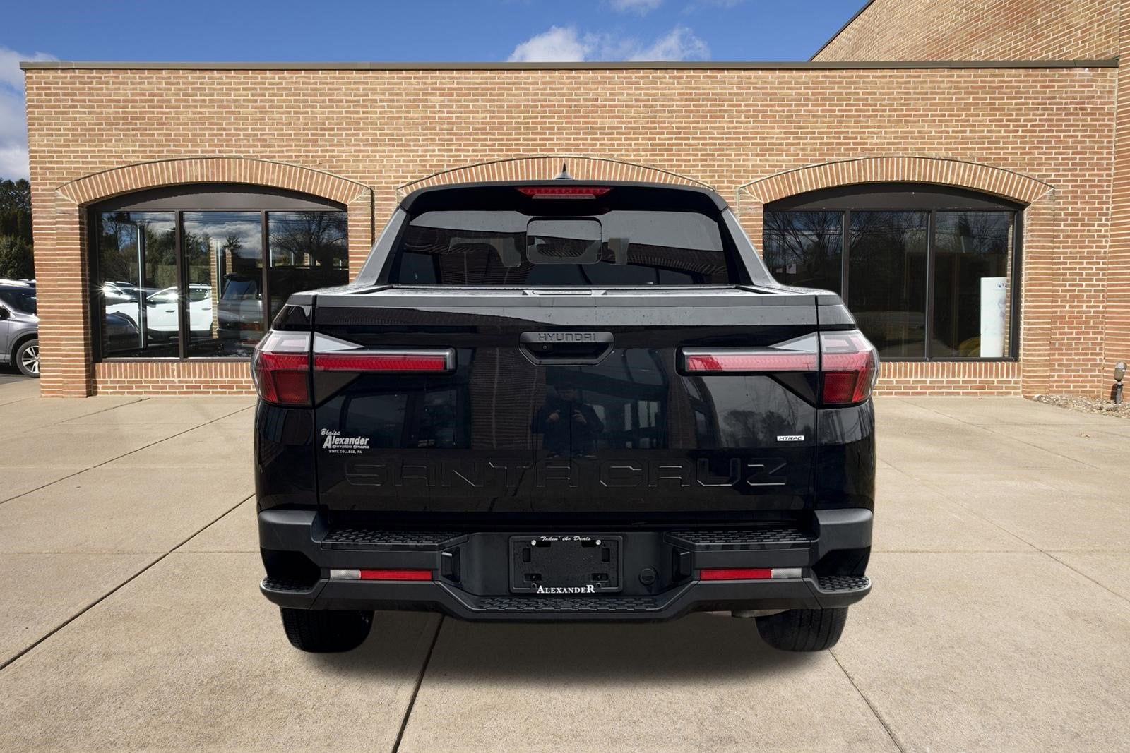 2025 Hyundai Santa Cruz SEL Activity