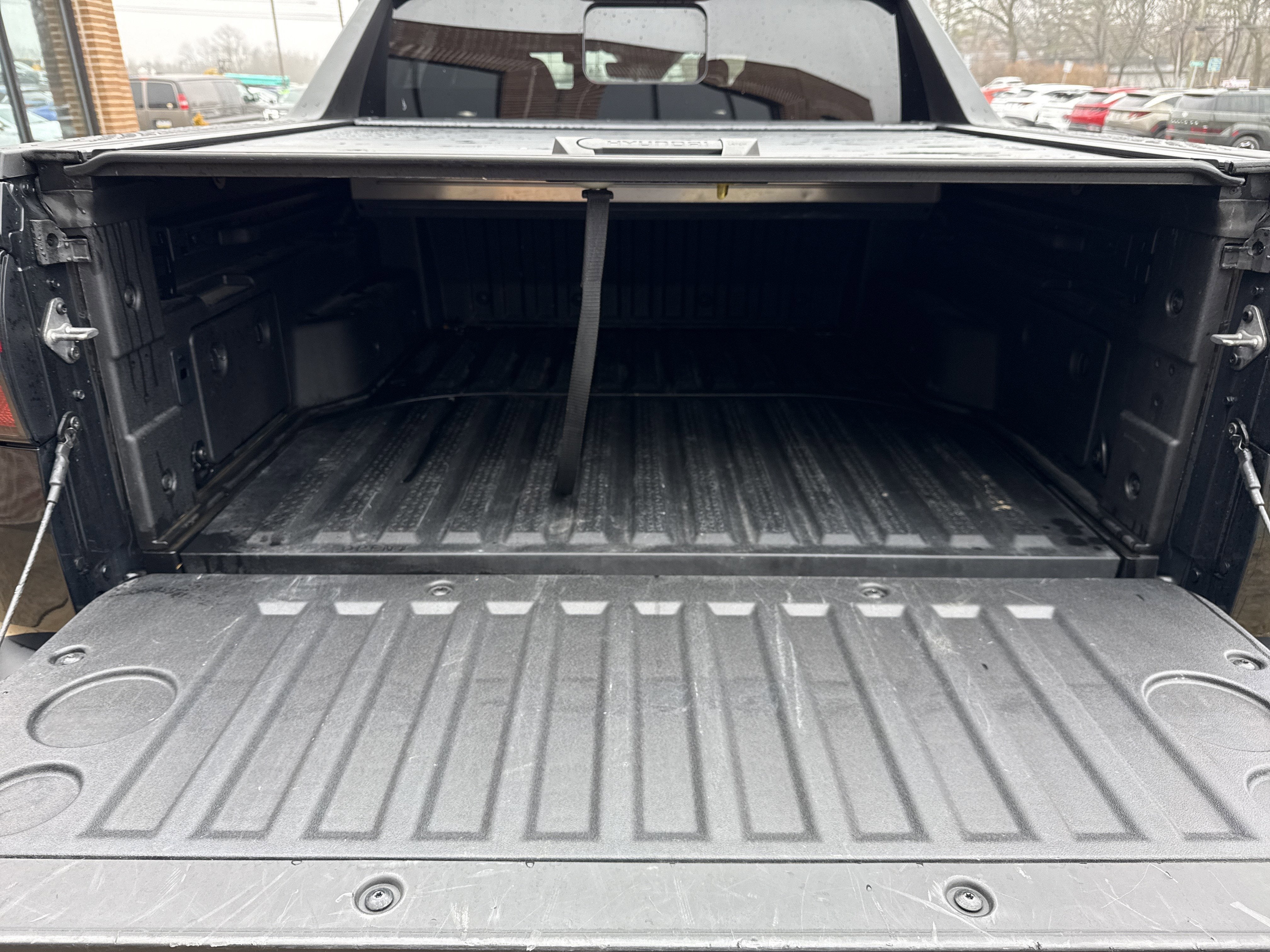 2025 Hyundai Santa Cruz SEL Activity