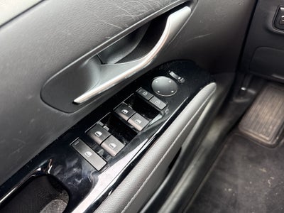 2025 Hyundai Santa Cruz SEL Activity