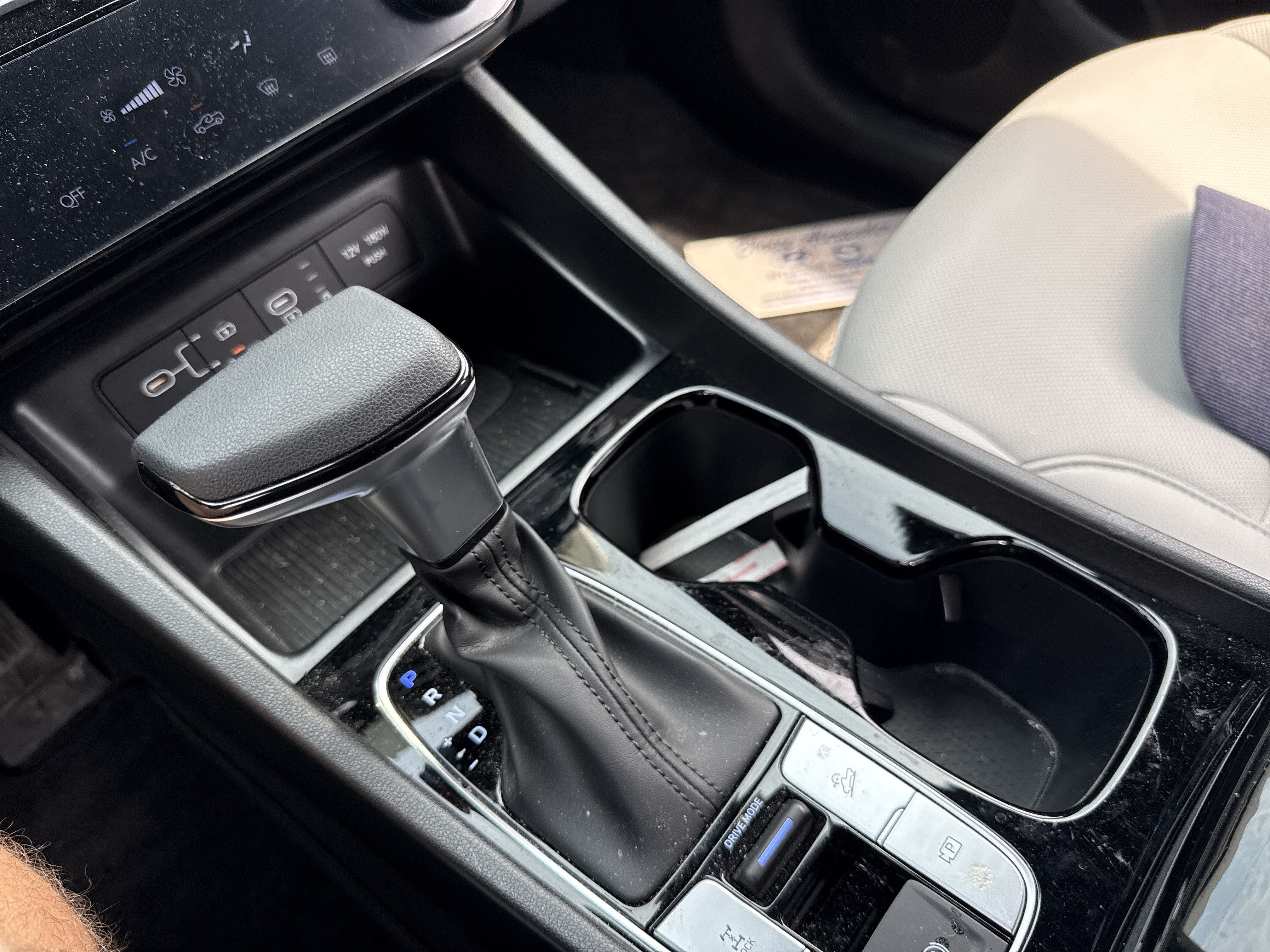 2025 Hyundai Santa Cruz SEL Activity
