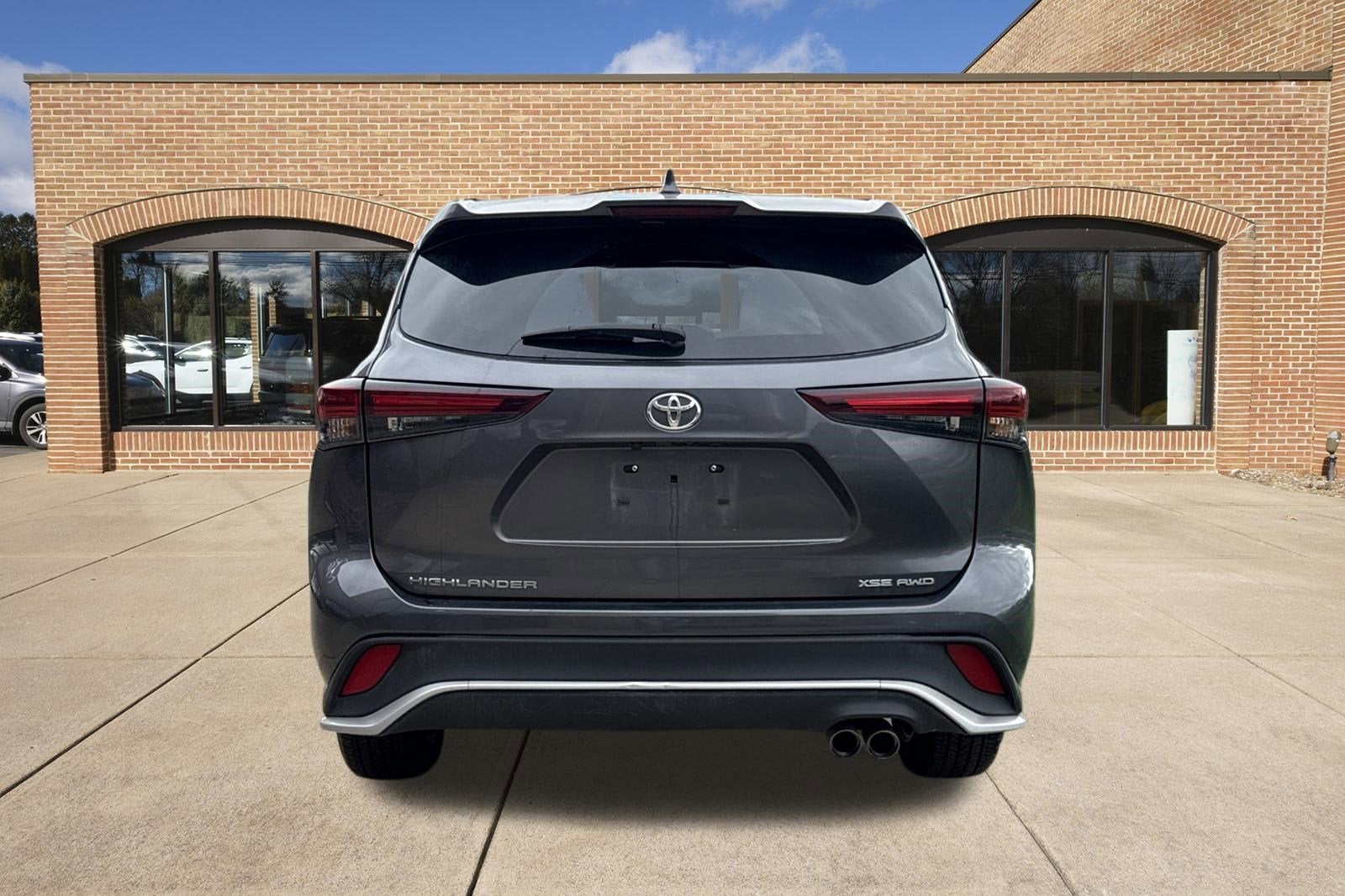2025 Toyota Highlander XSE