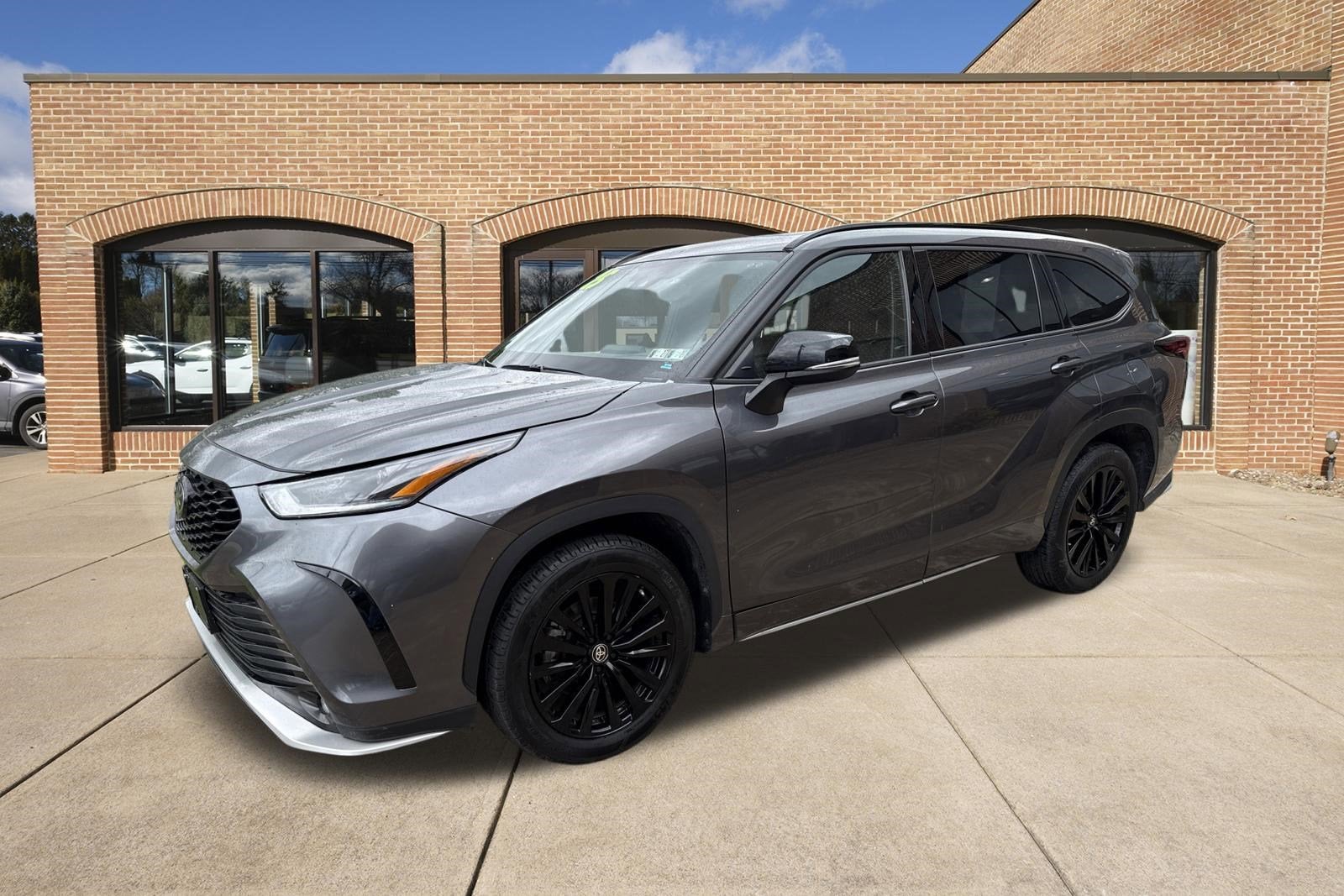 2025 Toyota Highlander XSE
