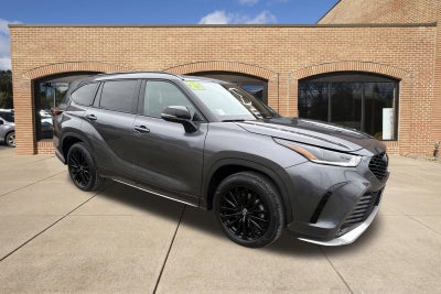 2025 Toyota Highlander XSE