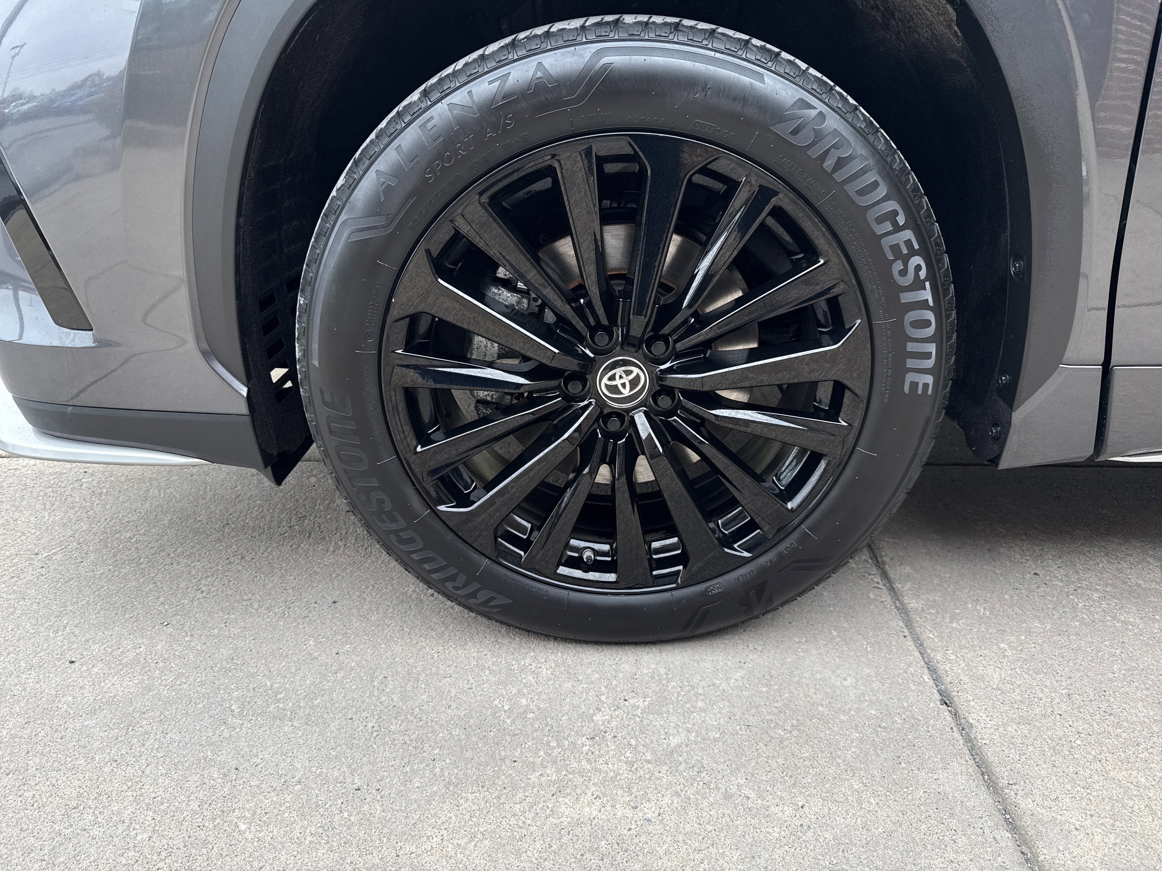 2025 Toyota Highlander XSE