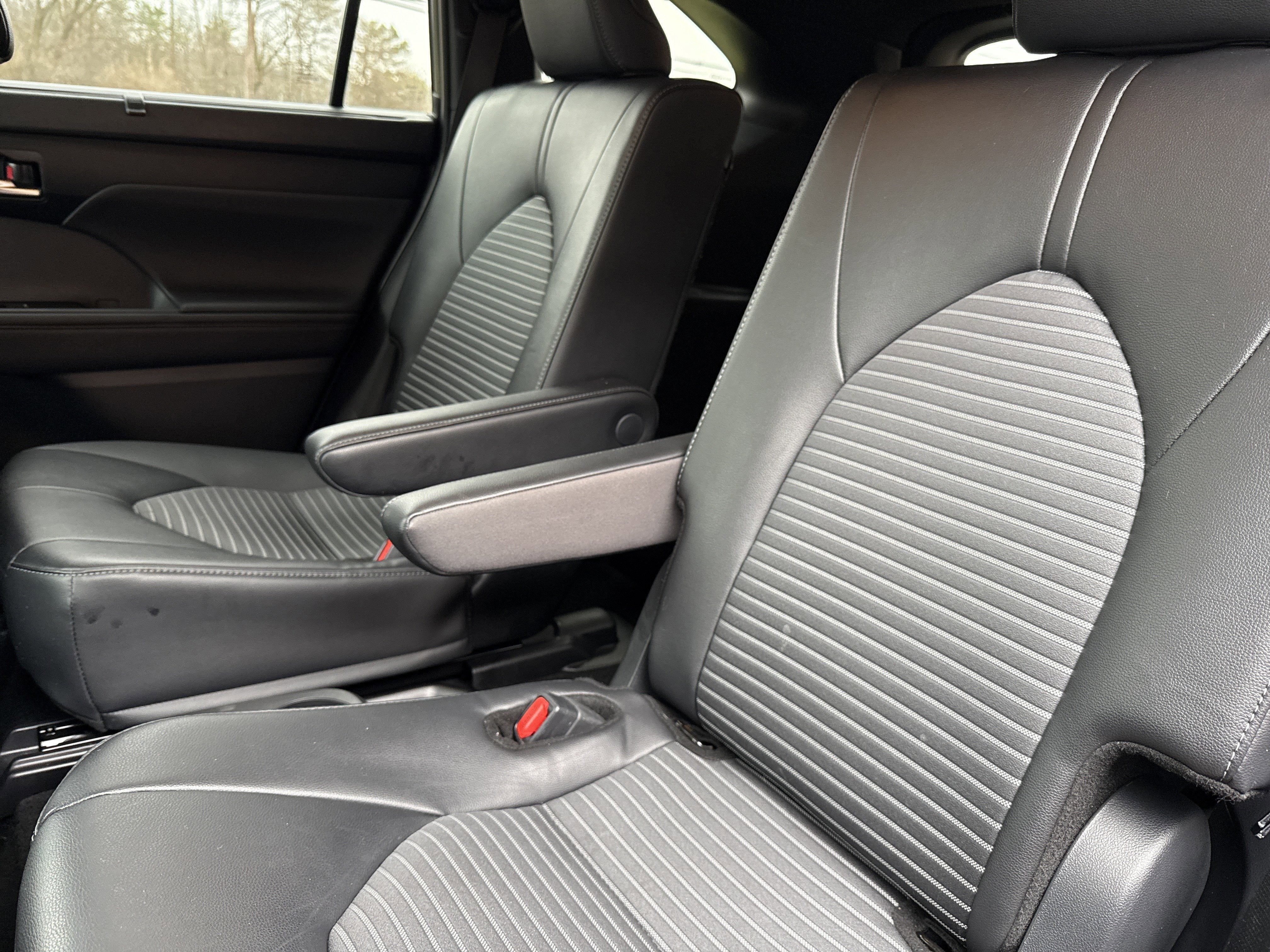 2025 Toyota Highlander XSE