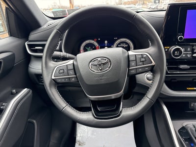 2025 Toyota Highlander XSE