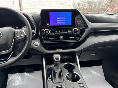 2025 Toyota Highlander XSE