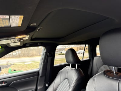 2025 Toyota Highlander XSE