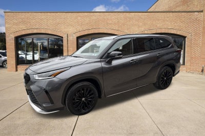 2025 Toyota Highlander XSE
