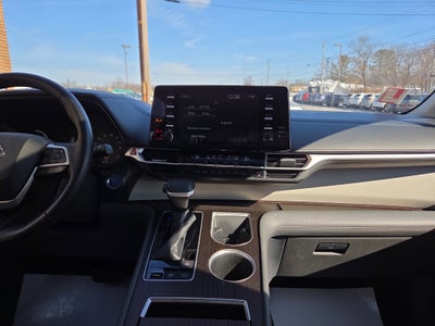 2021 Toyota Sienna XLE