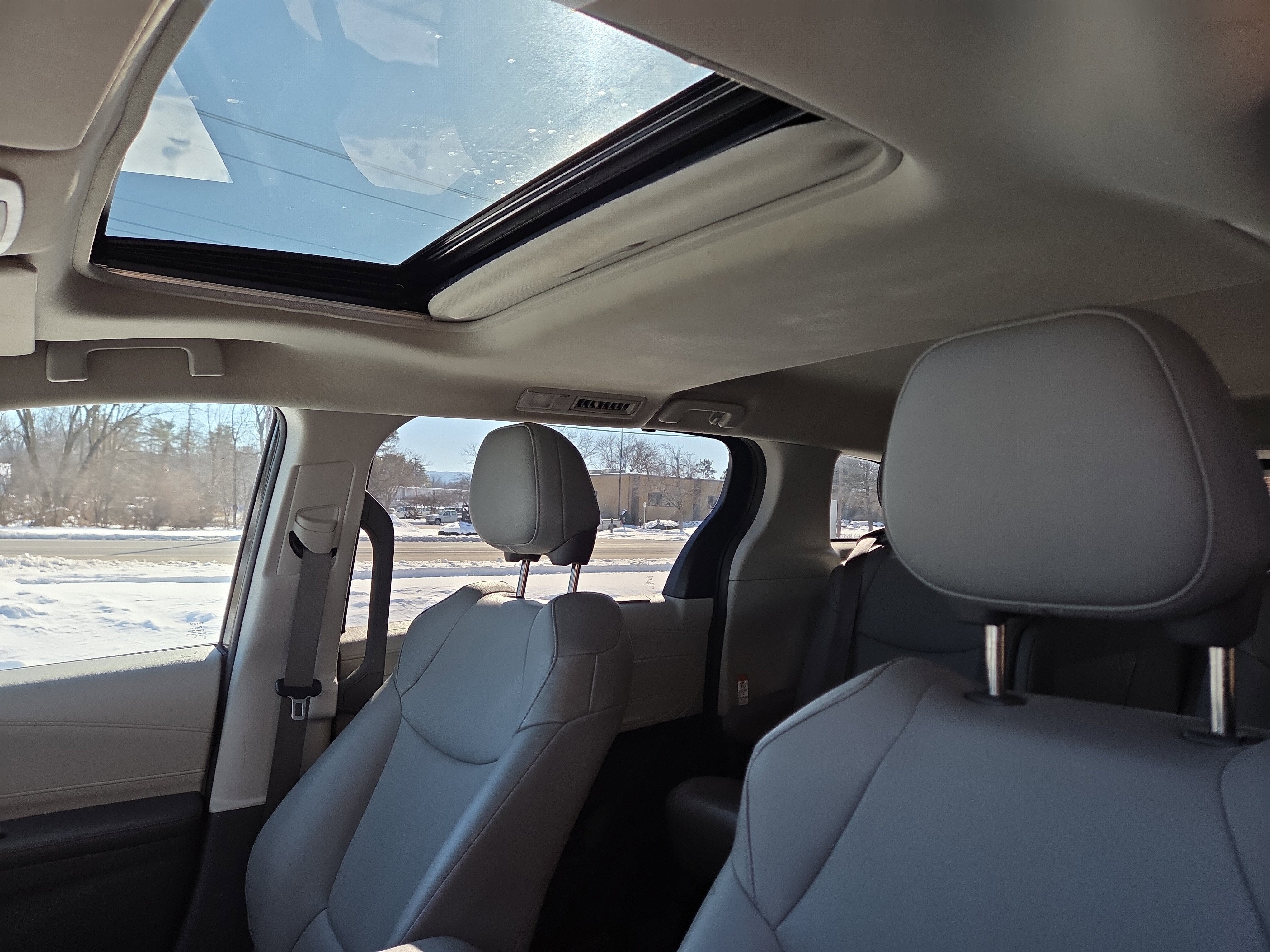 2021 Toyota Sienna XLE