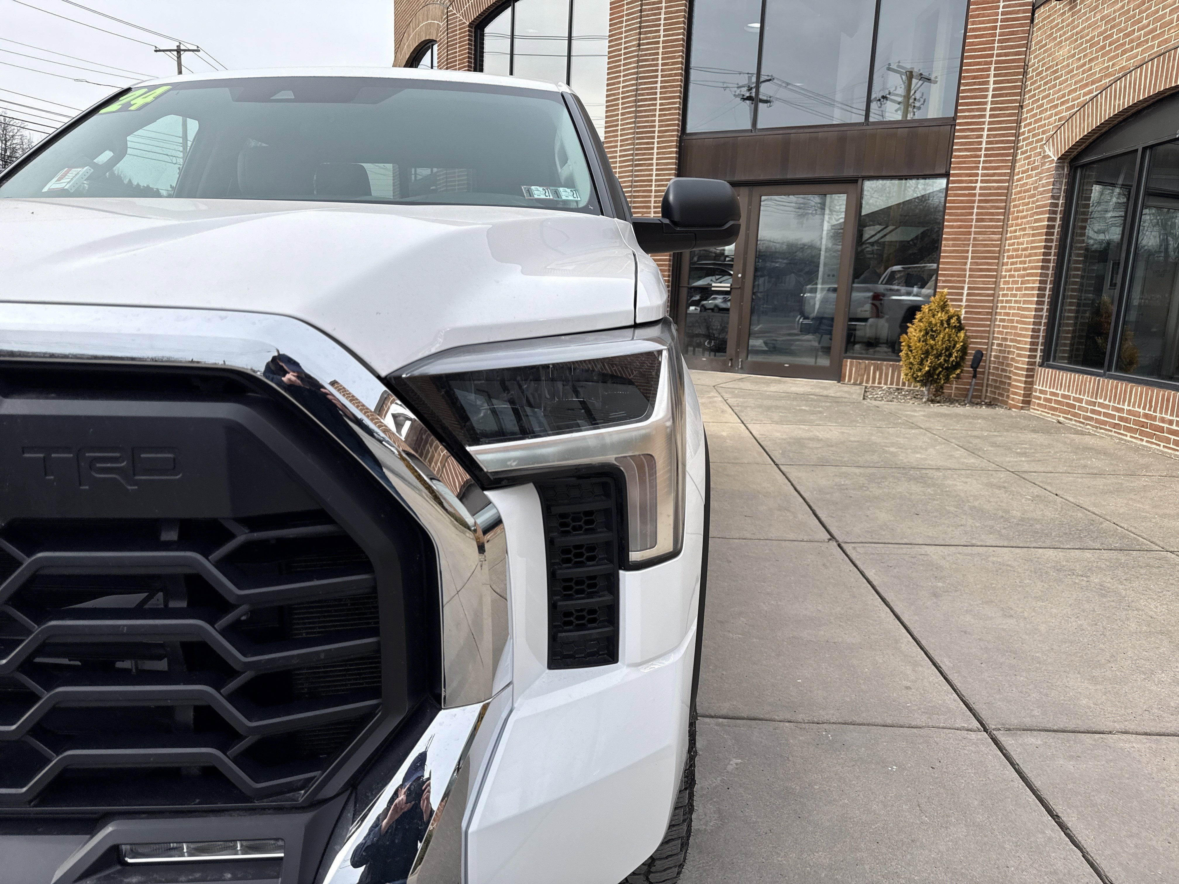 2024 Toyota Tundra 4WD SR5