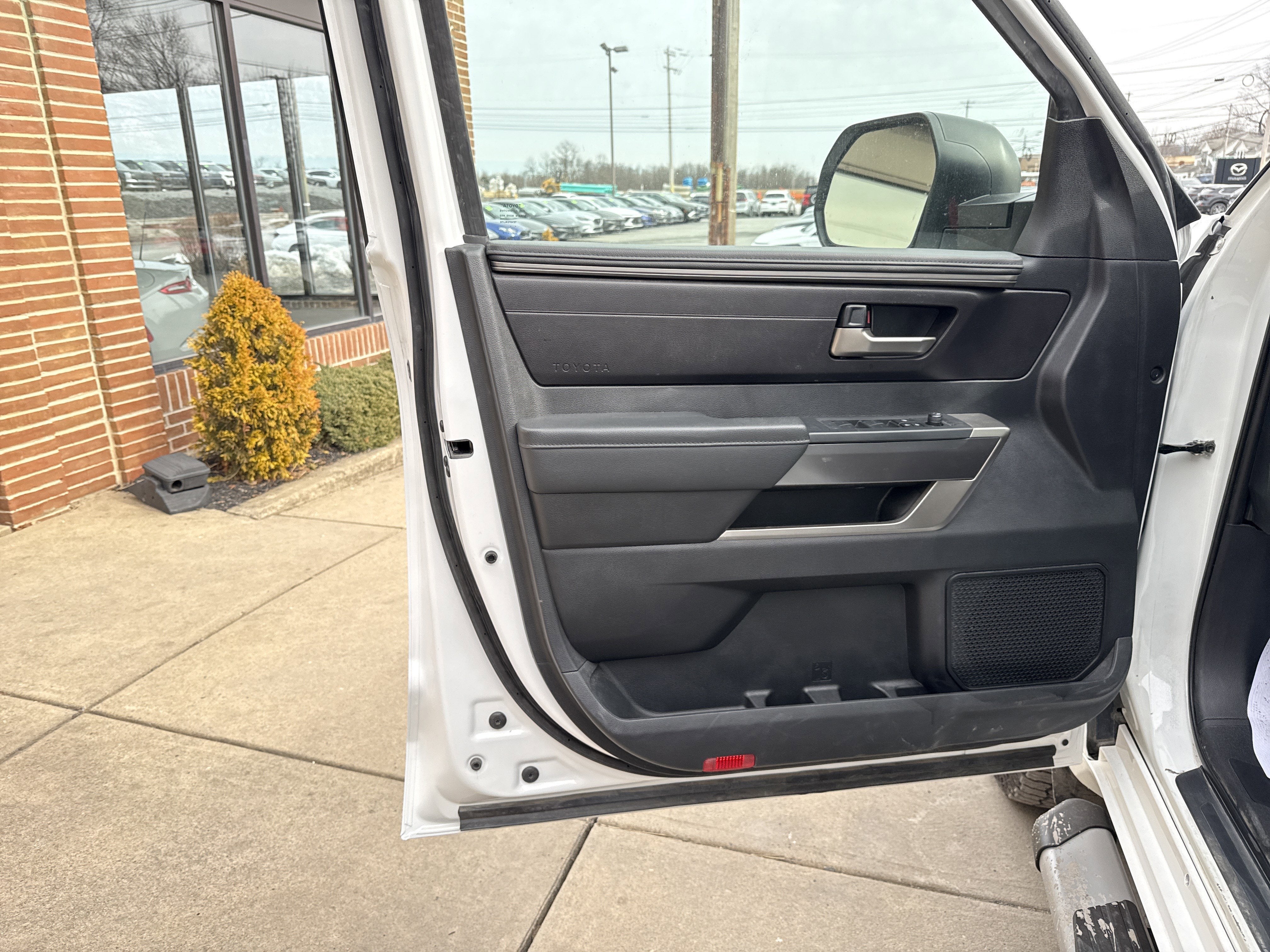 2024 Toyota Tundra 4WD SR5