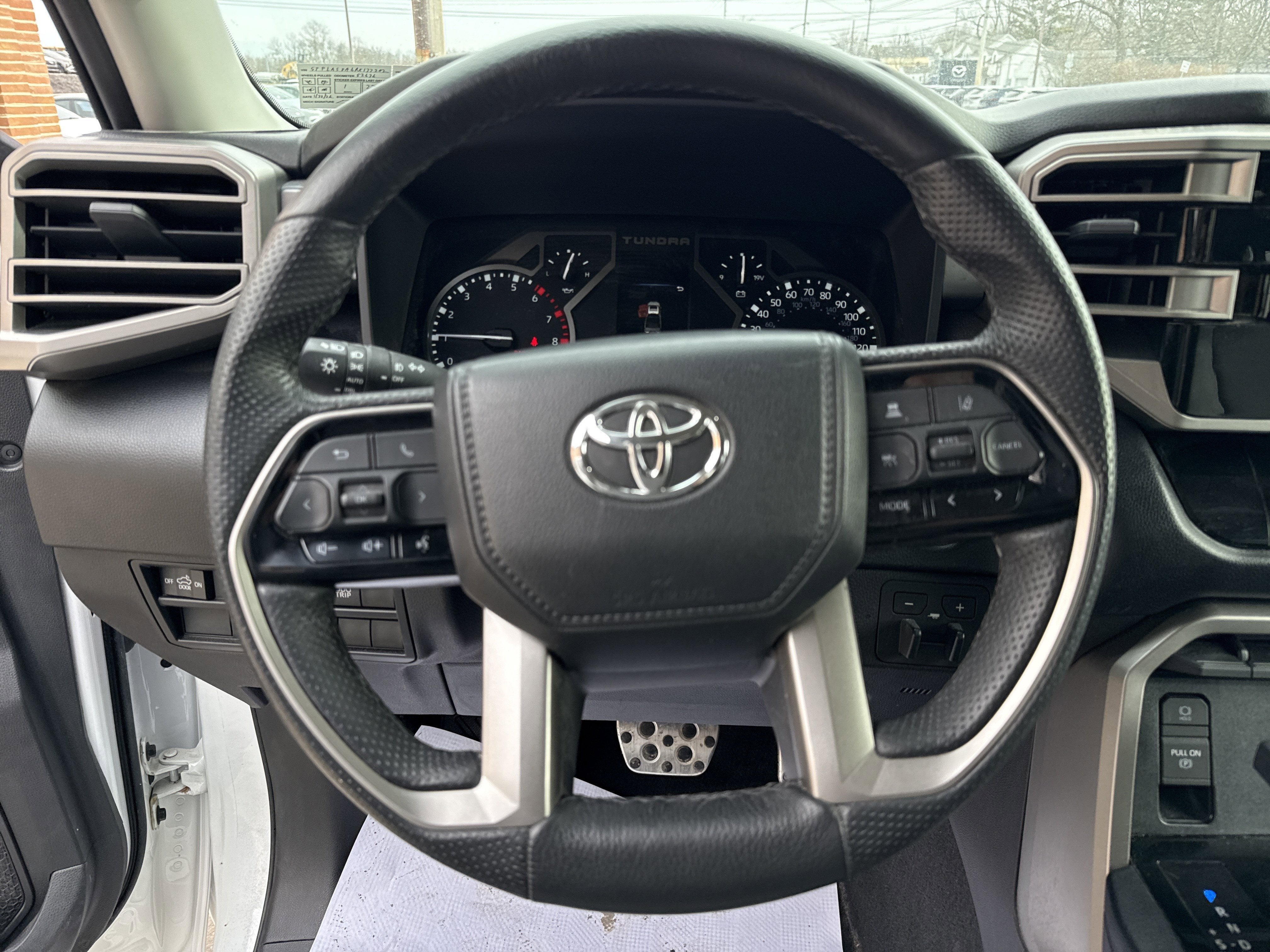 2024 Toyota Tundra 4WD SR5