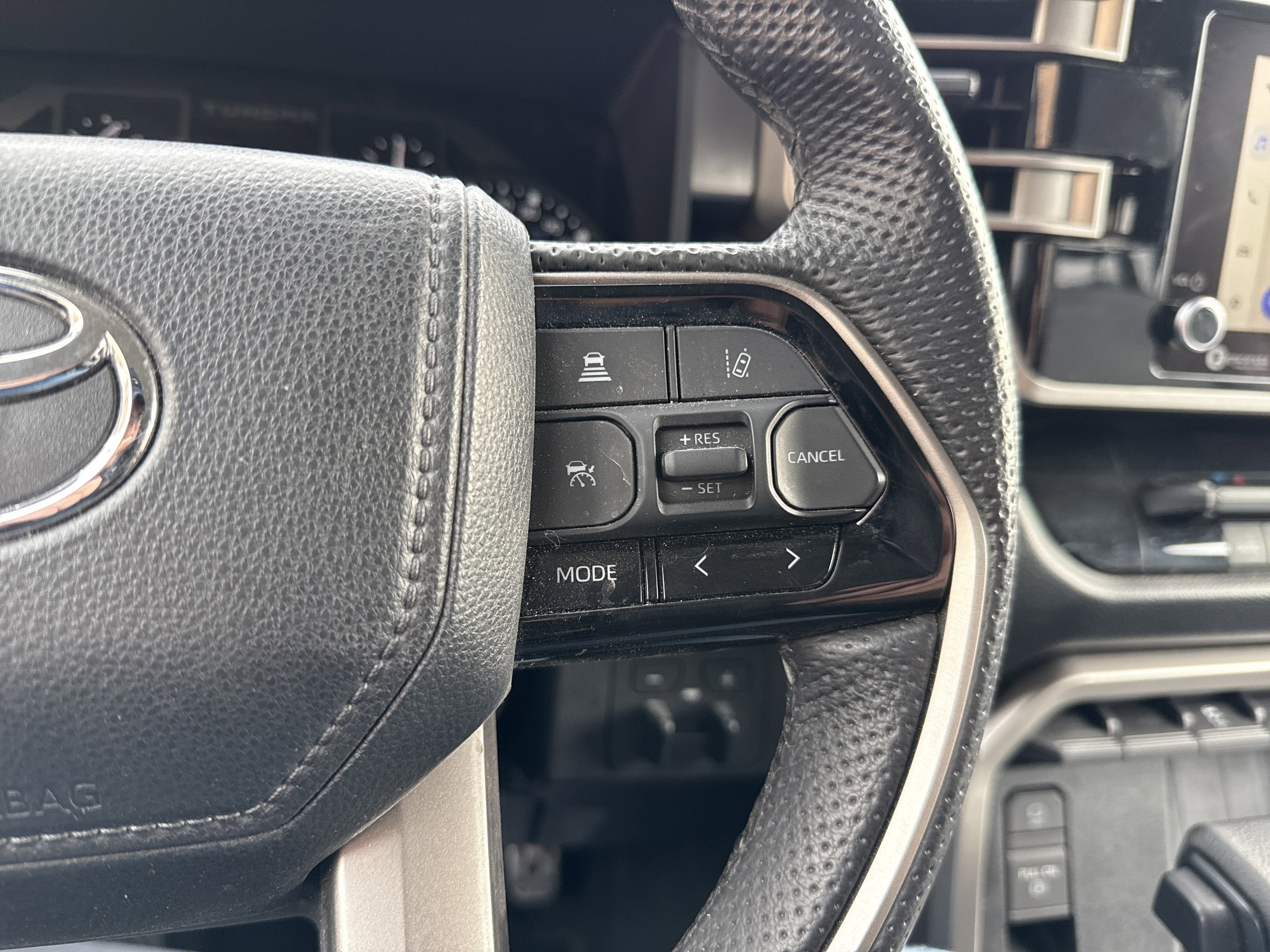 2024 Toyota Tundra 4WD SR5