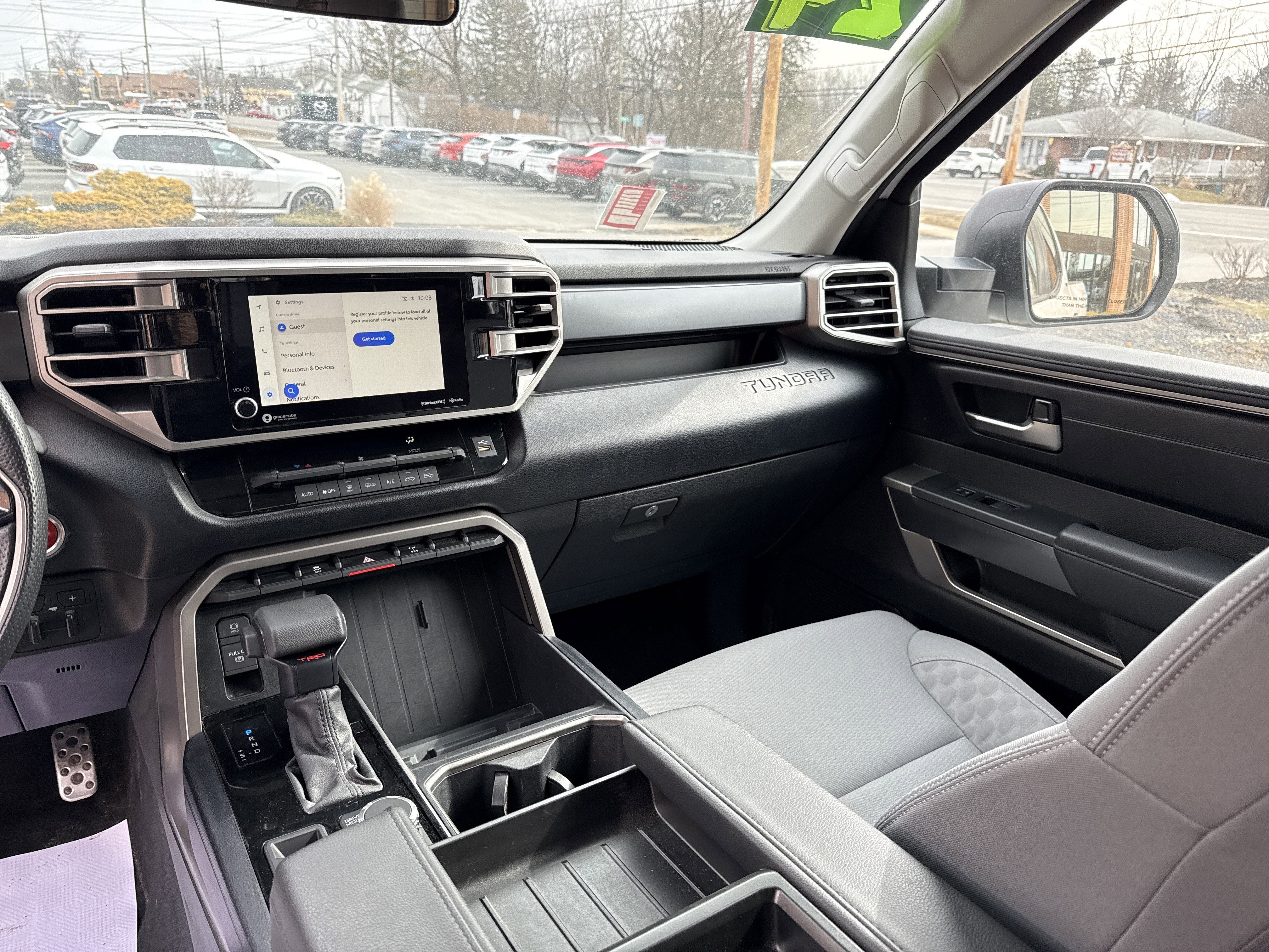 2024 Toyota Tundra 4WD SR5