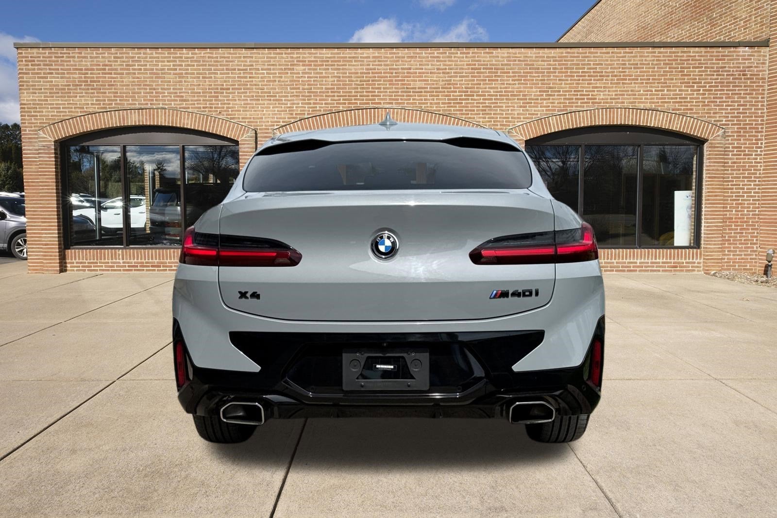 2022 BMW X4 xDrive30i