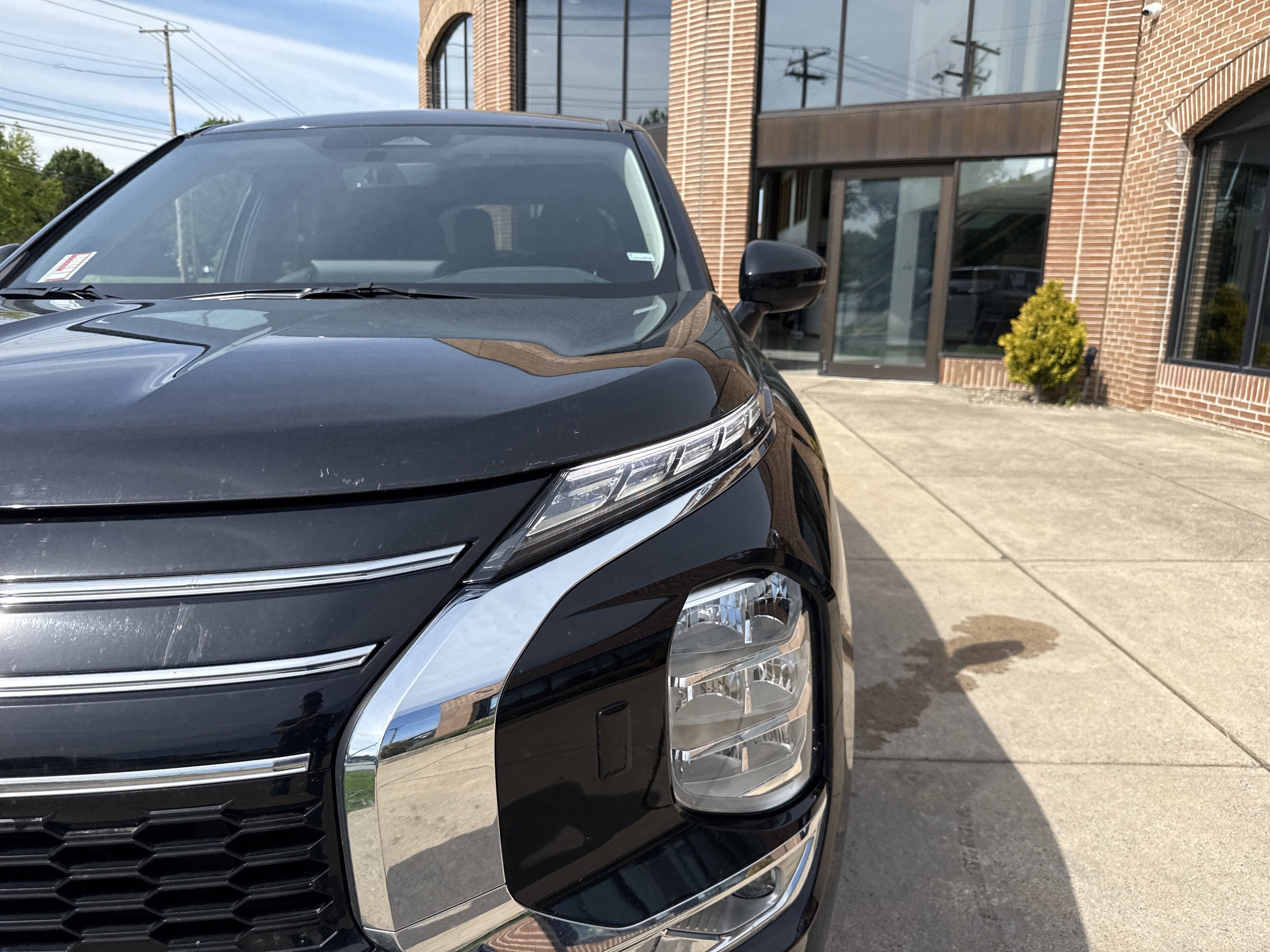 2025 Mitsubishi Outlander SE