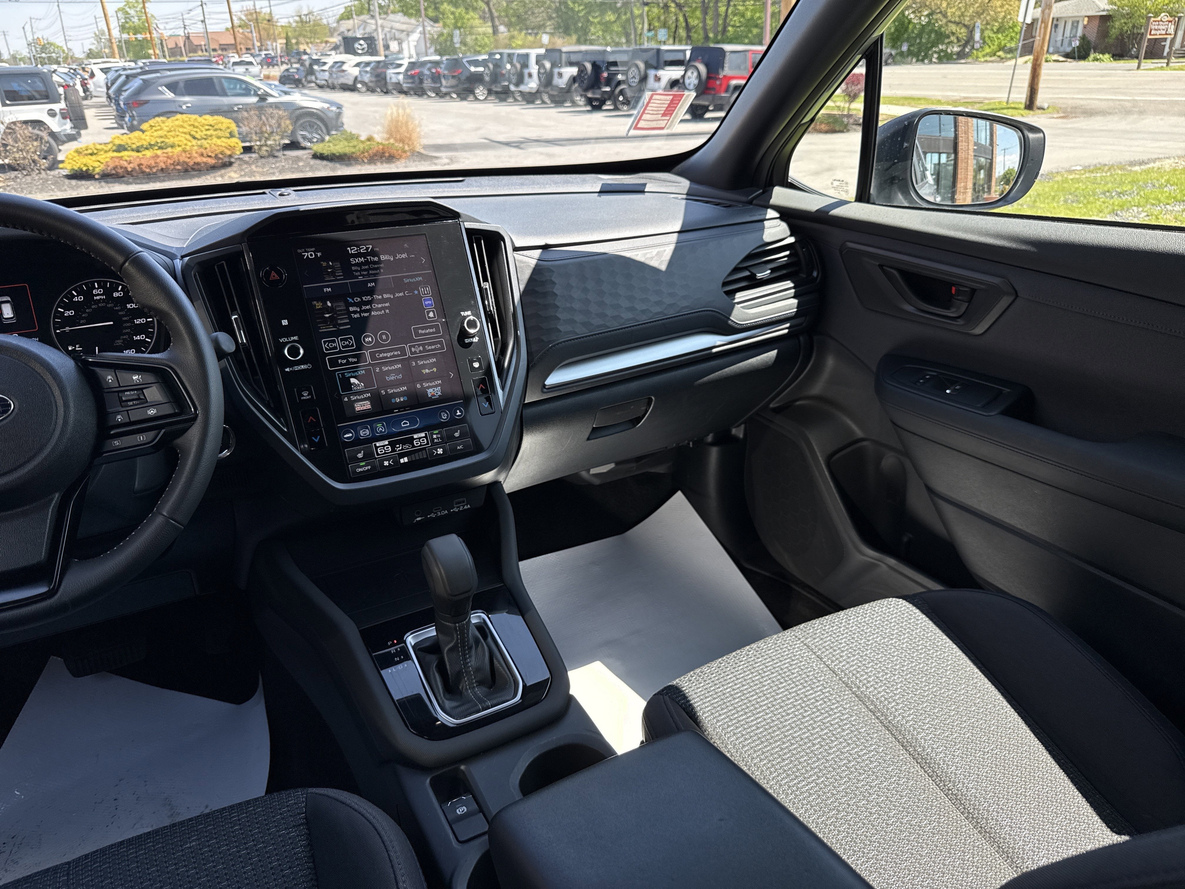 2025 Subaru Forester Premium