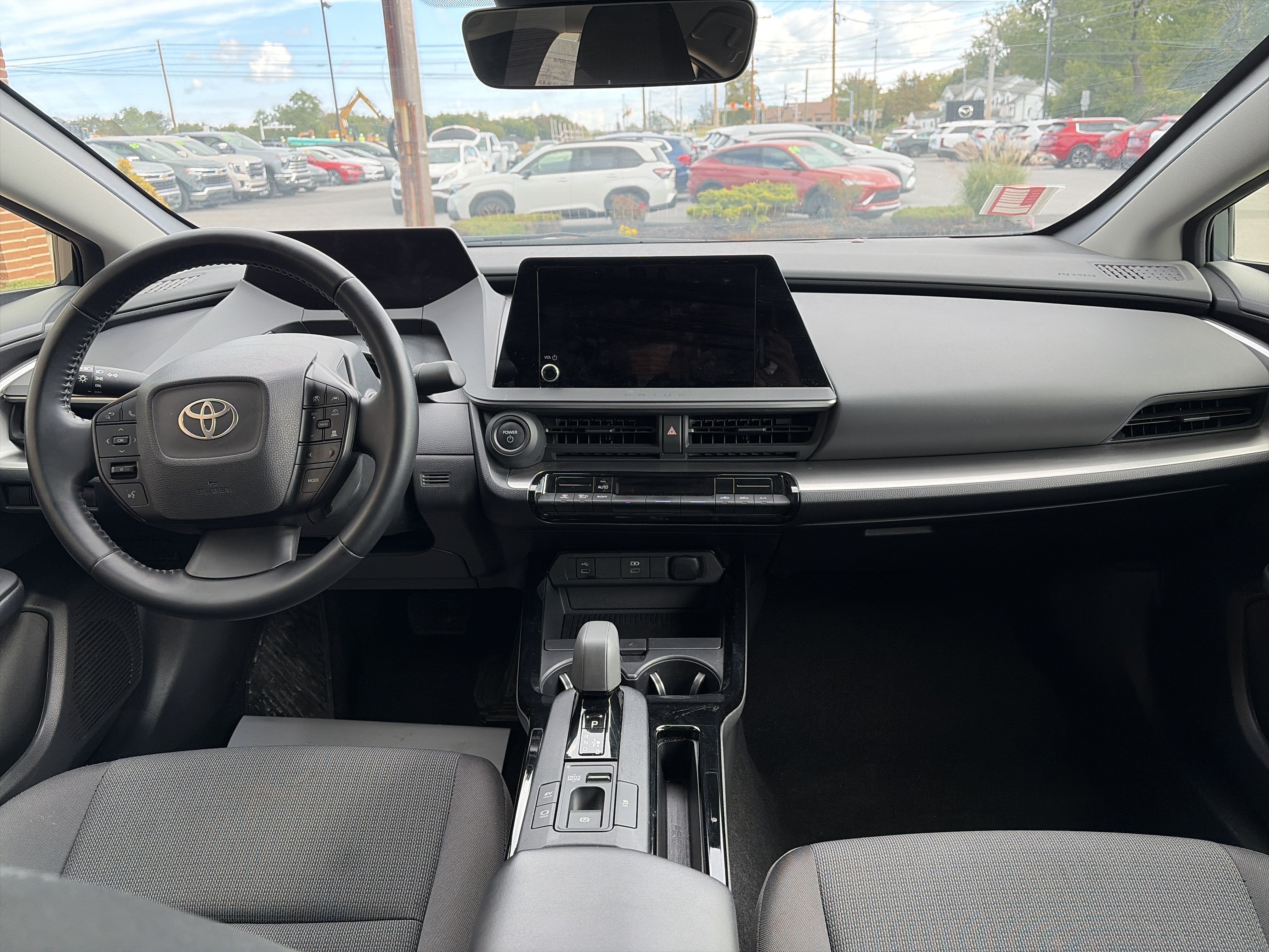 2025 Toyota Prius LE