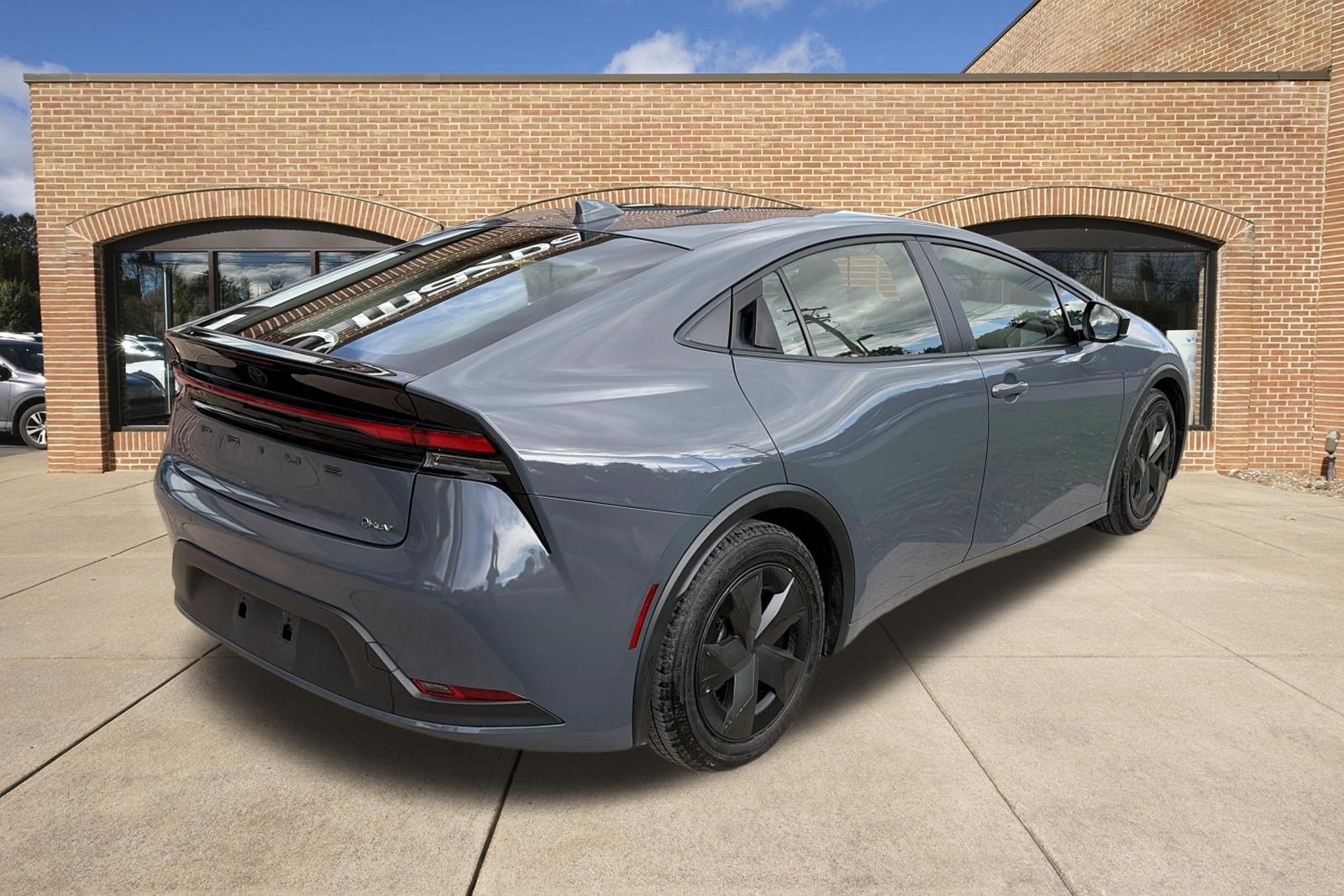 2025 Toyota Prius LE