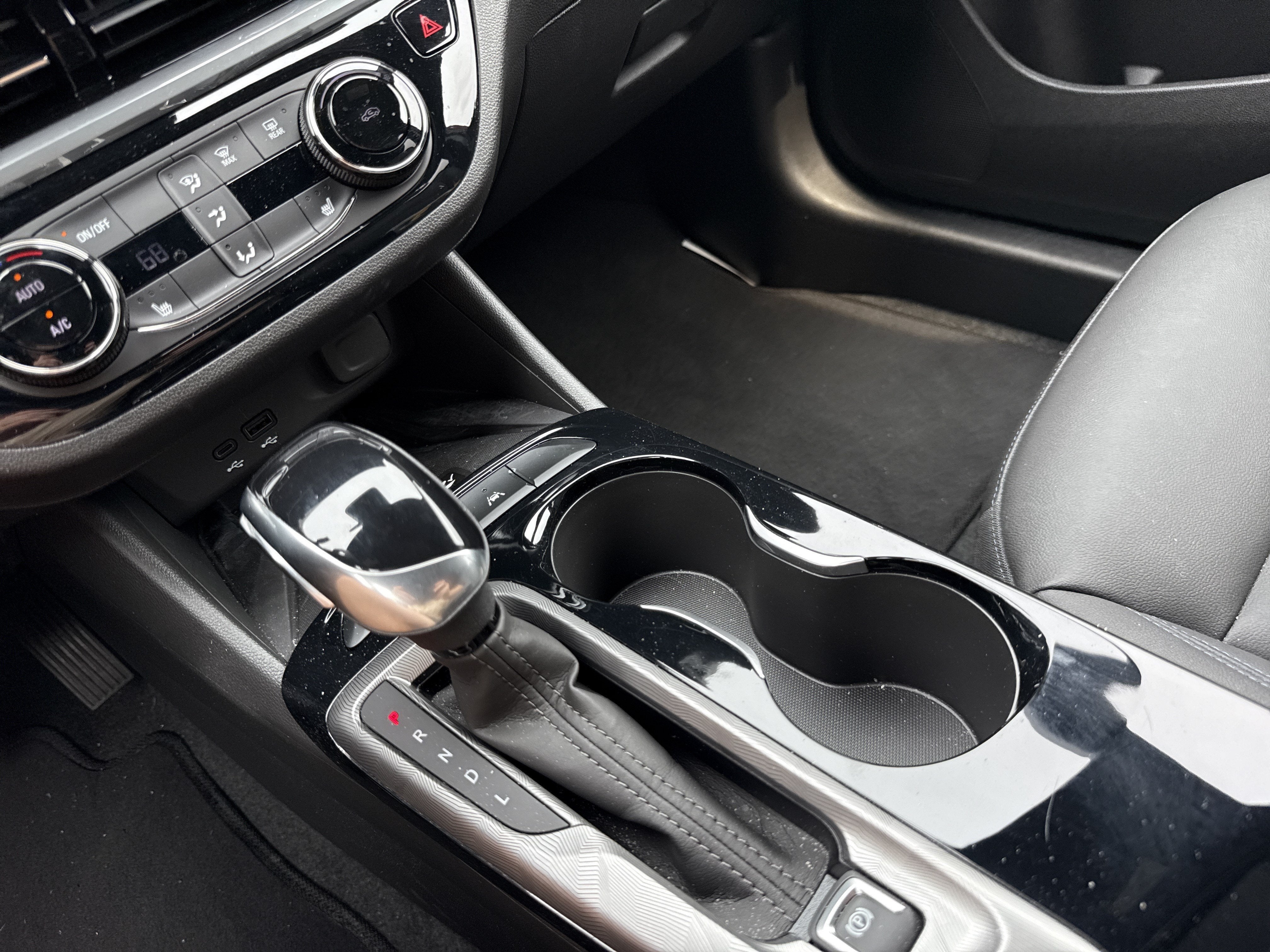 2024 Buick Envista Sport Touring