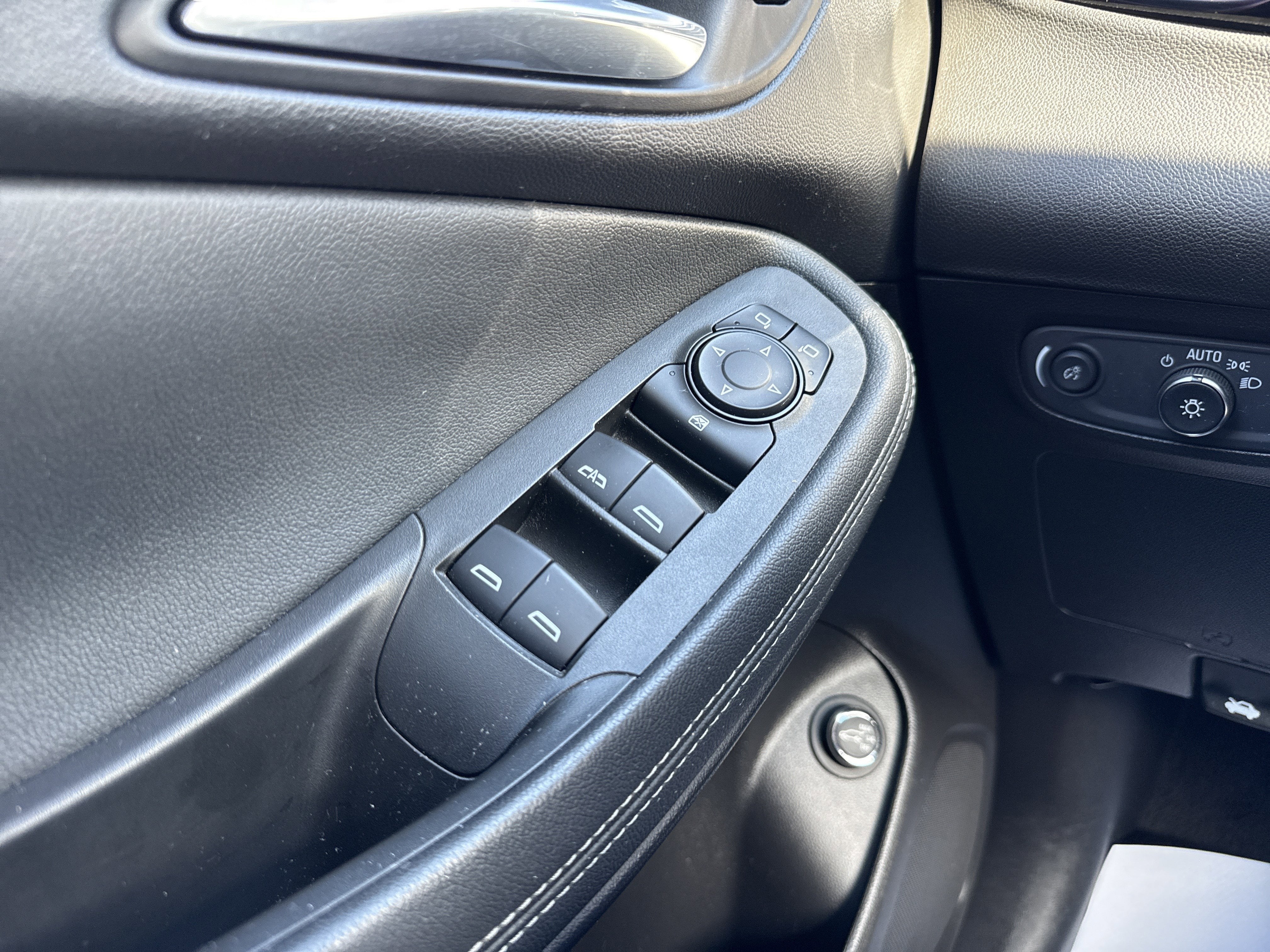 2020 Buick Encore GX Select