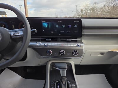 2025 Hyundai Kona SE